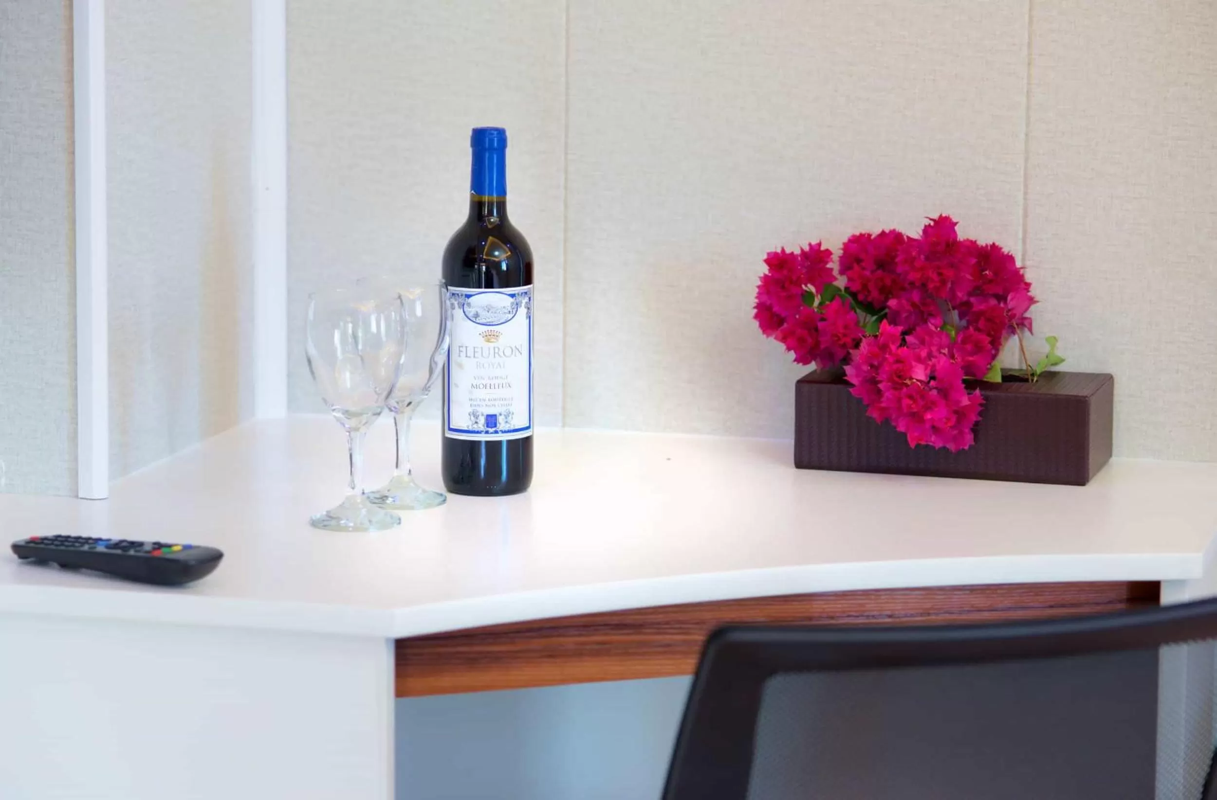 Alcoholic drinks in Riverside Hotel