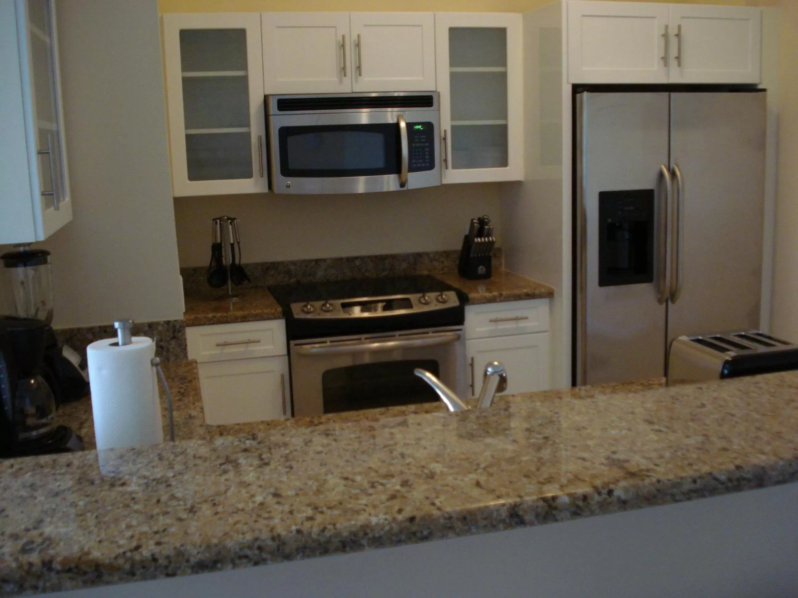 Kitchen or kitchenette in Westover Arms Hotel