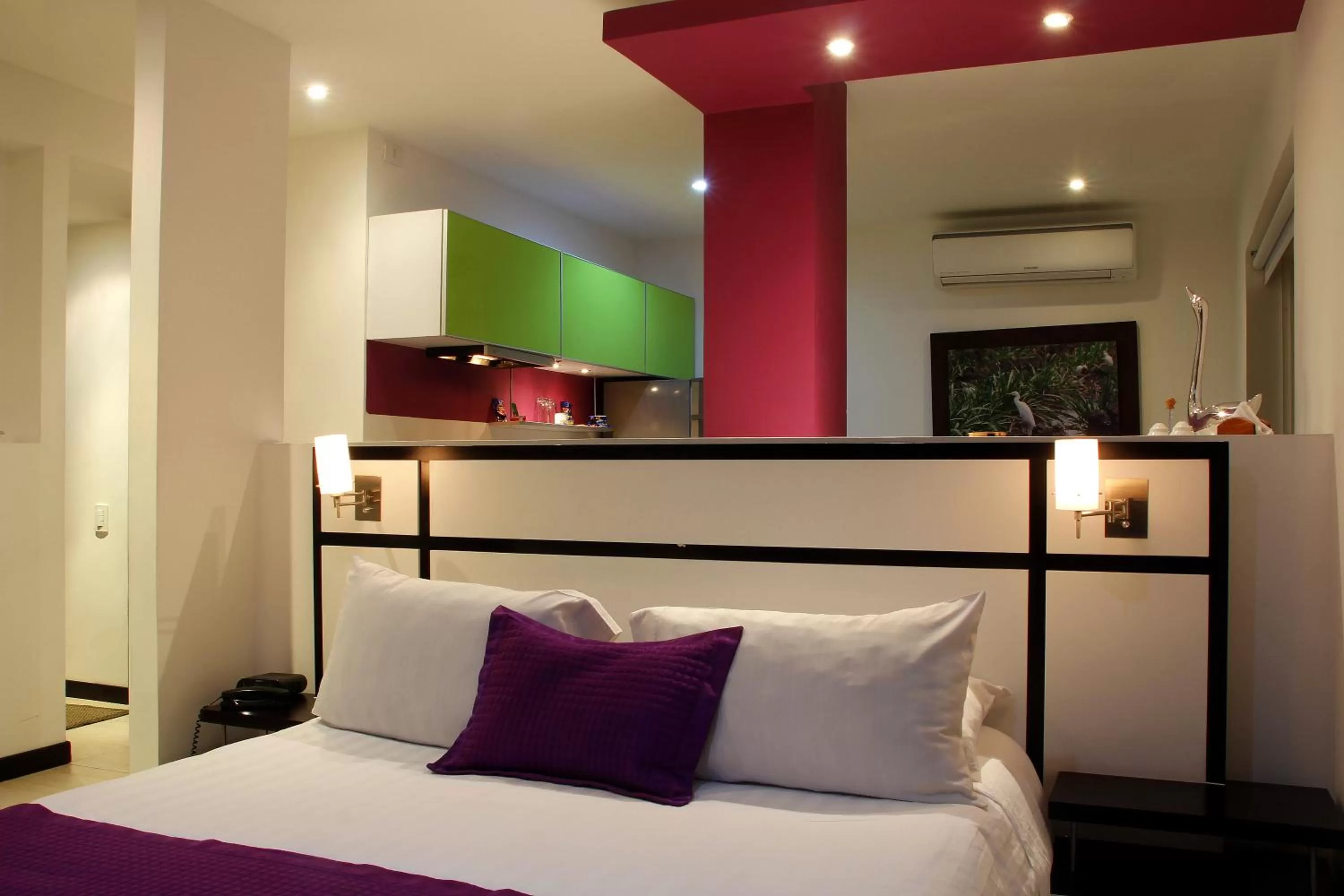 Bed in Aqua Granada Hotel