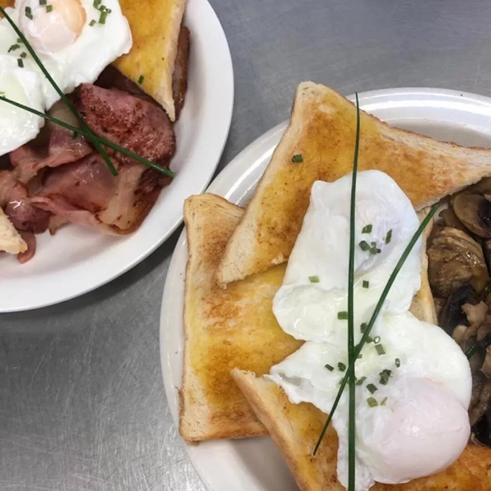 Food close-up in Ten Dollar Town Motel