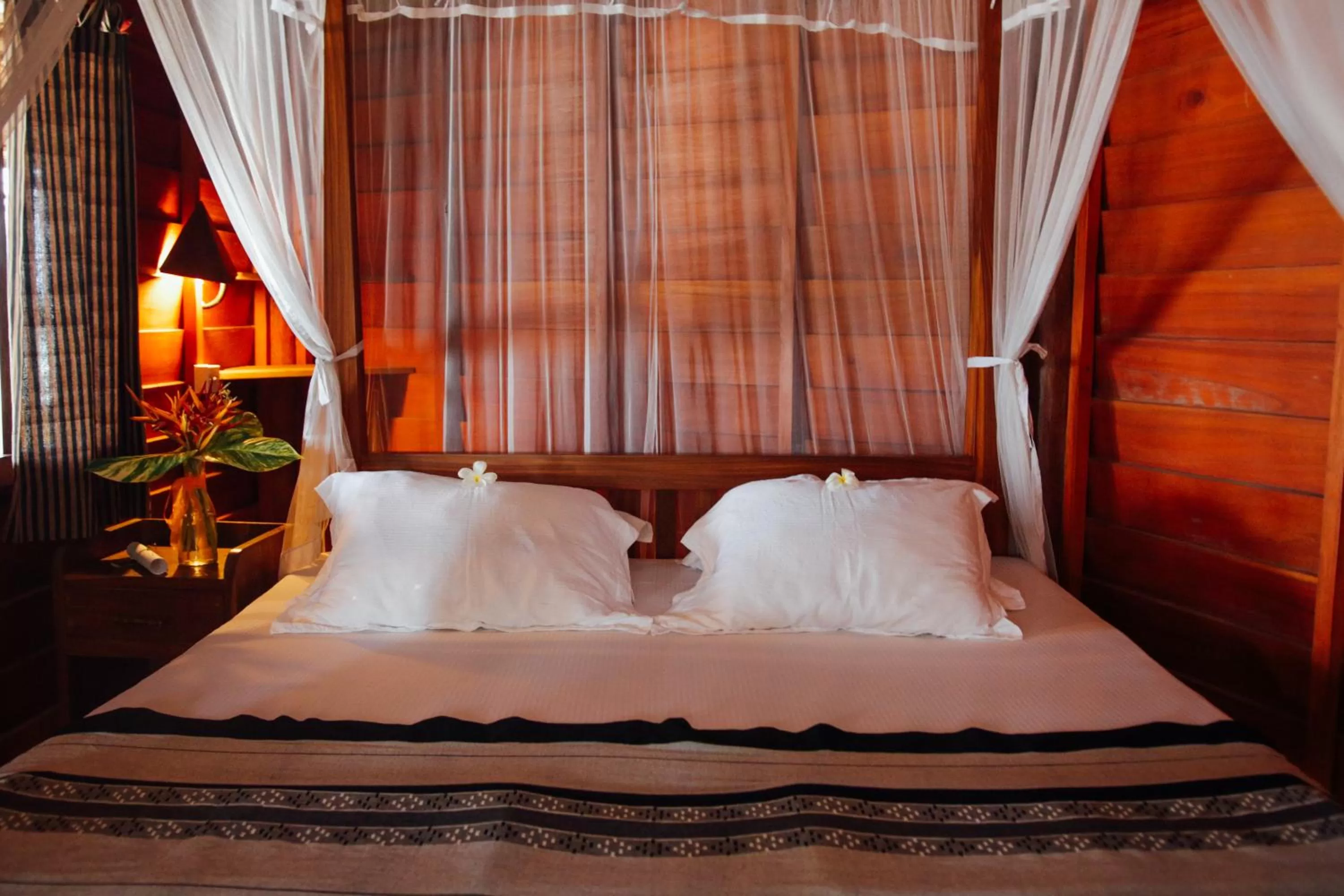 Bed in Galawatta Beach Resort