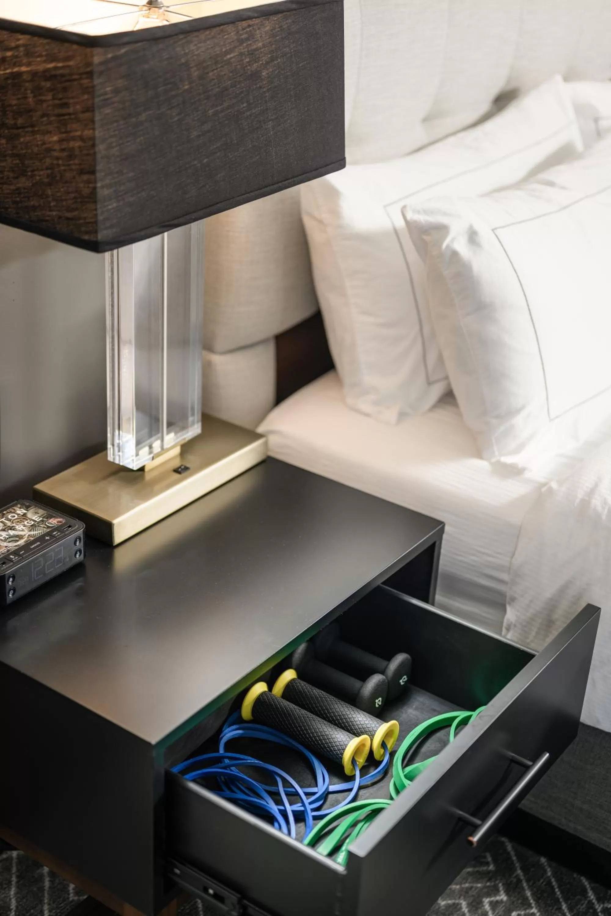 Bedroom, Bed in Cumberland House Knoxville, Tapestry Collection by Hilton