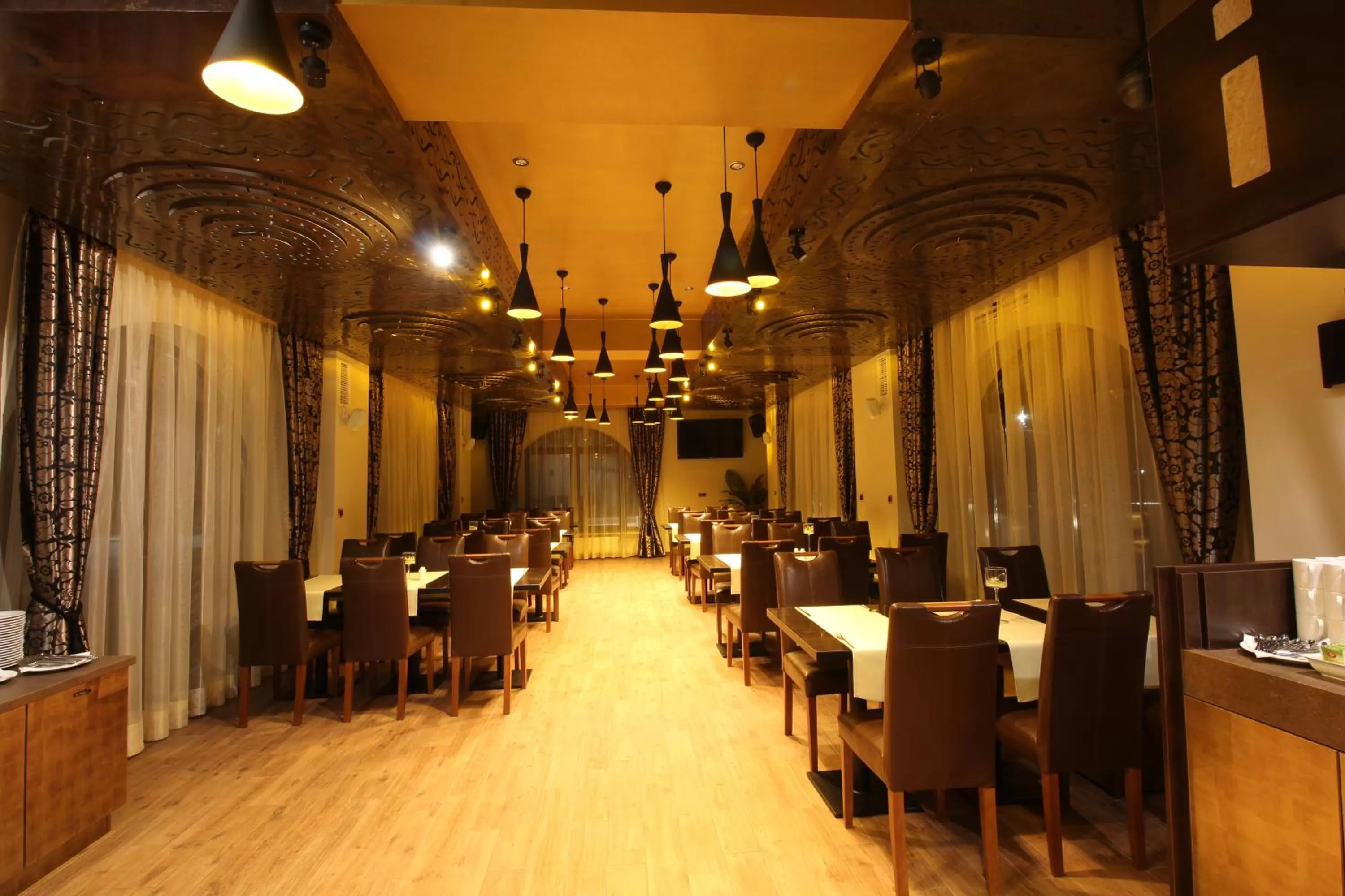 Restaurant/places to eat in Lawendowy Zdrój Medycyna i SPA