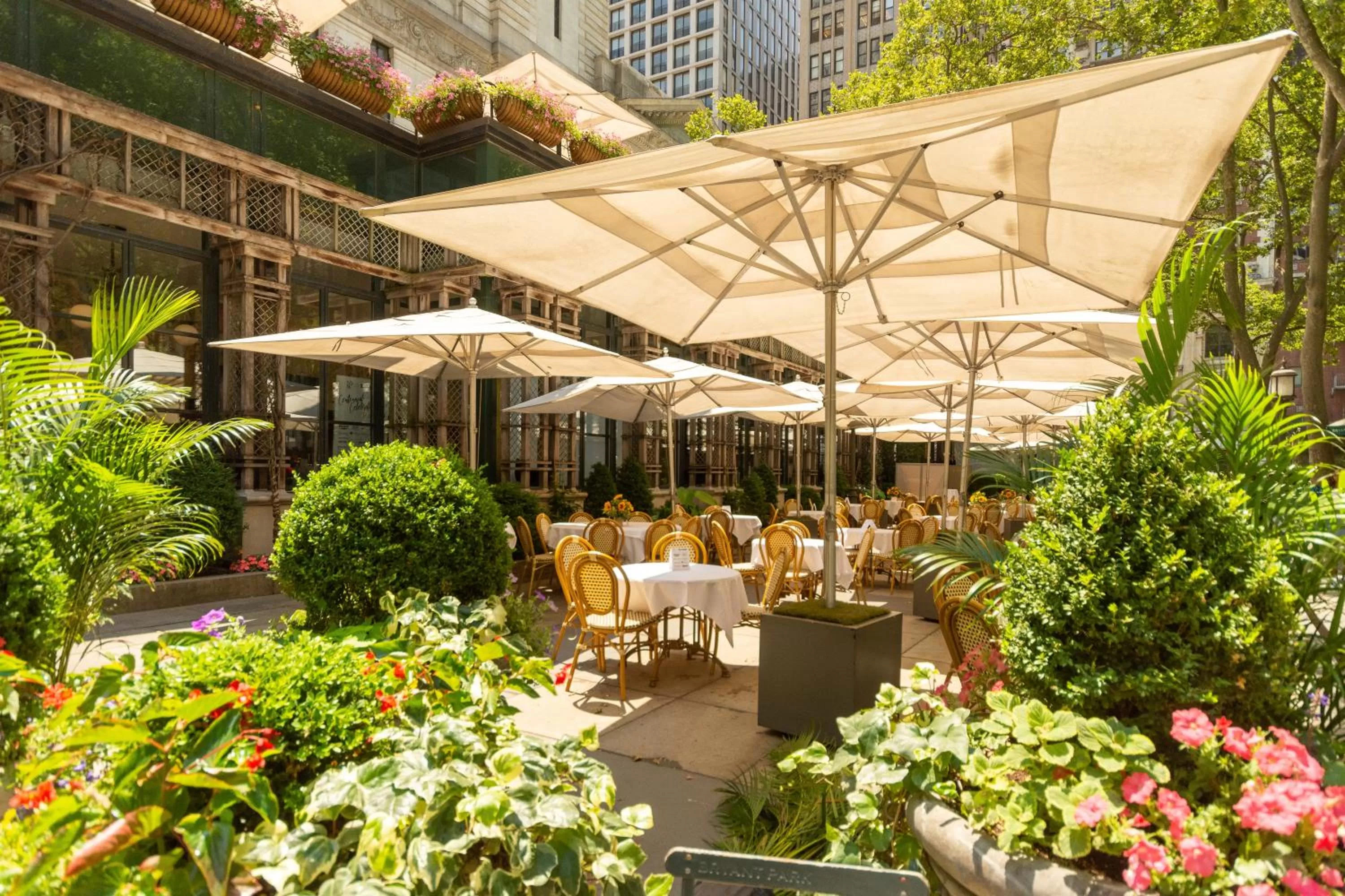 Restaurant/places to eat in Hyatt Centric Midtown 5th Avenue New York