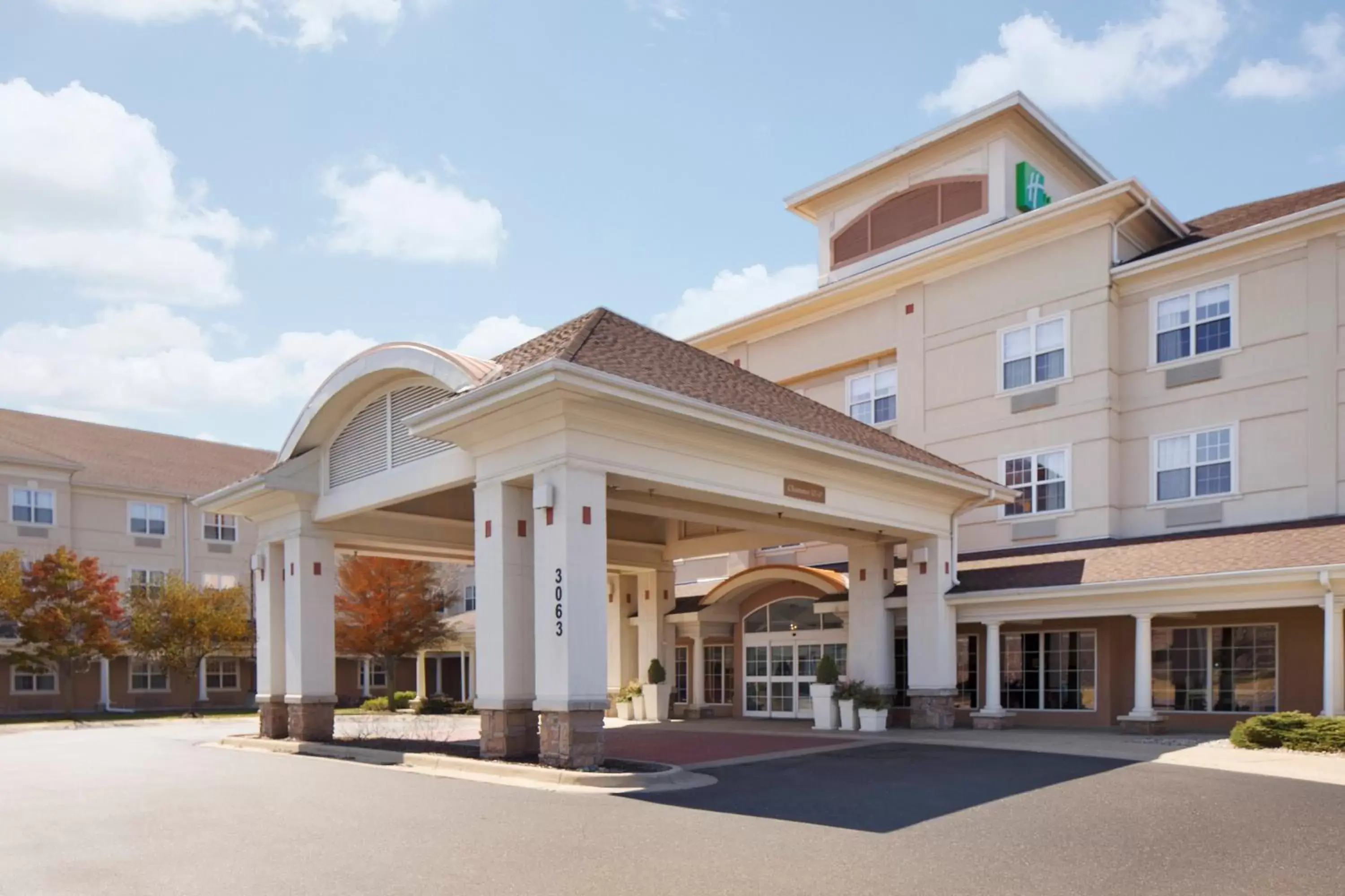 Holiday Inn Grand Rapids-Airport by IHG Holiday Inn Grand Rapids-Airport by IHG