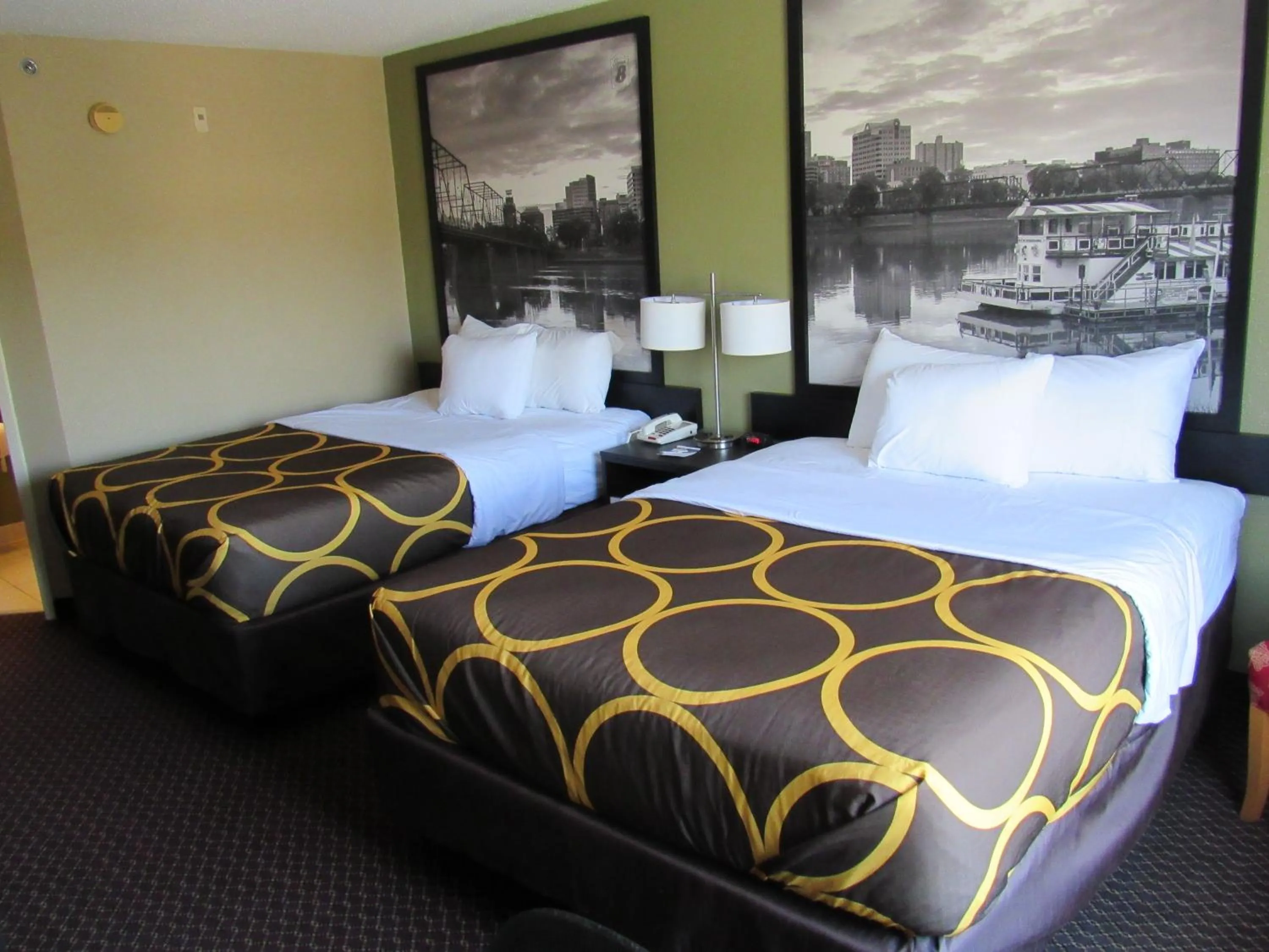 Bed in Super 8 by Wyndham New Cumberland