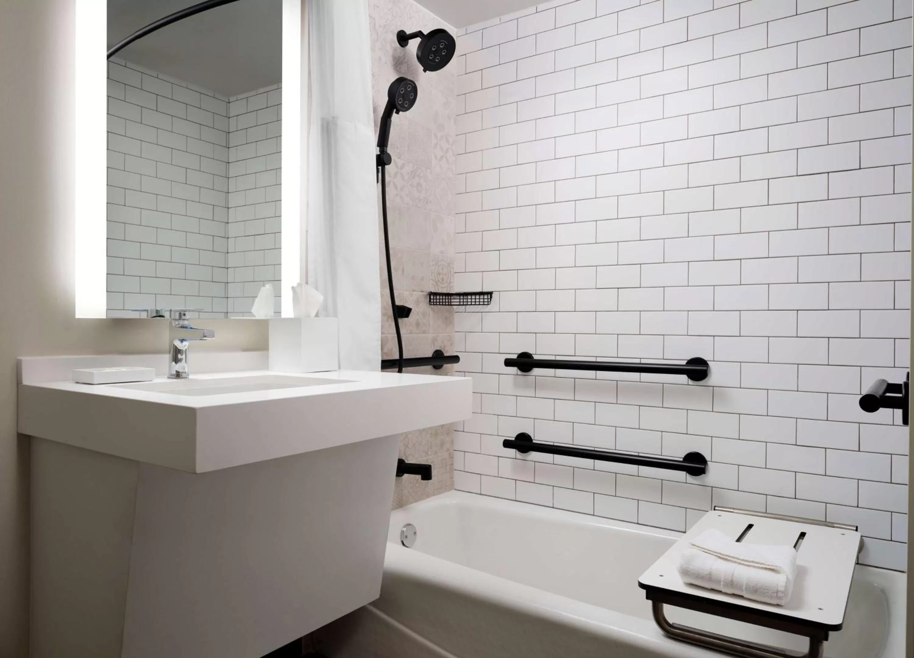 Bathroom in Sonesta Irvine John Wayne Airport