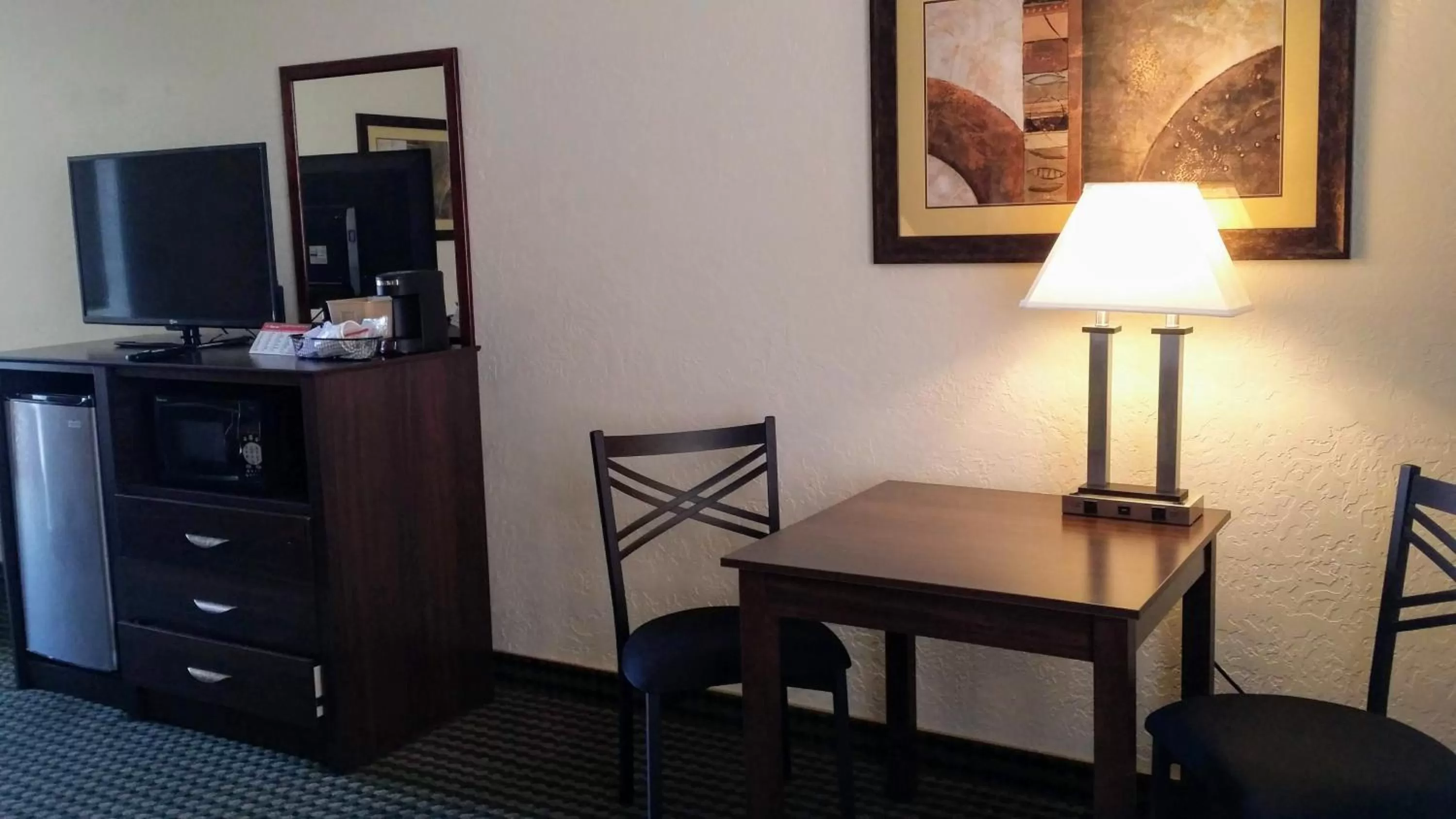 Super 8 by Wyndham Wendover