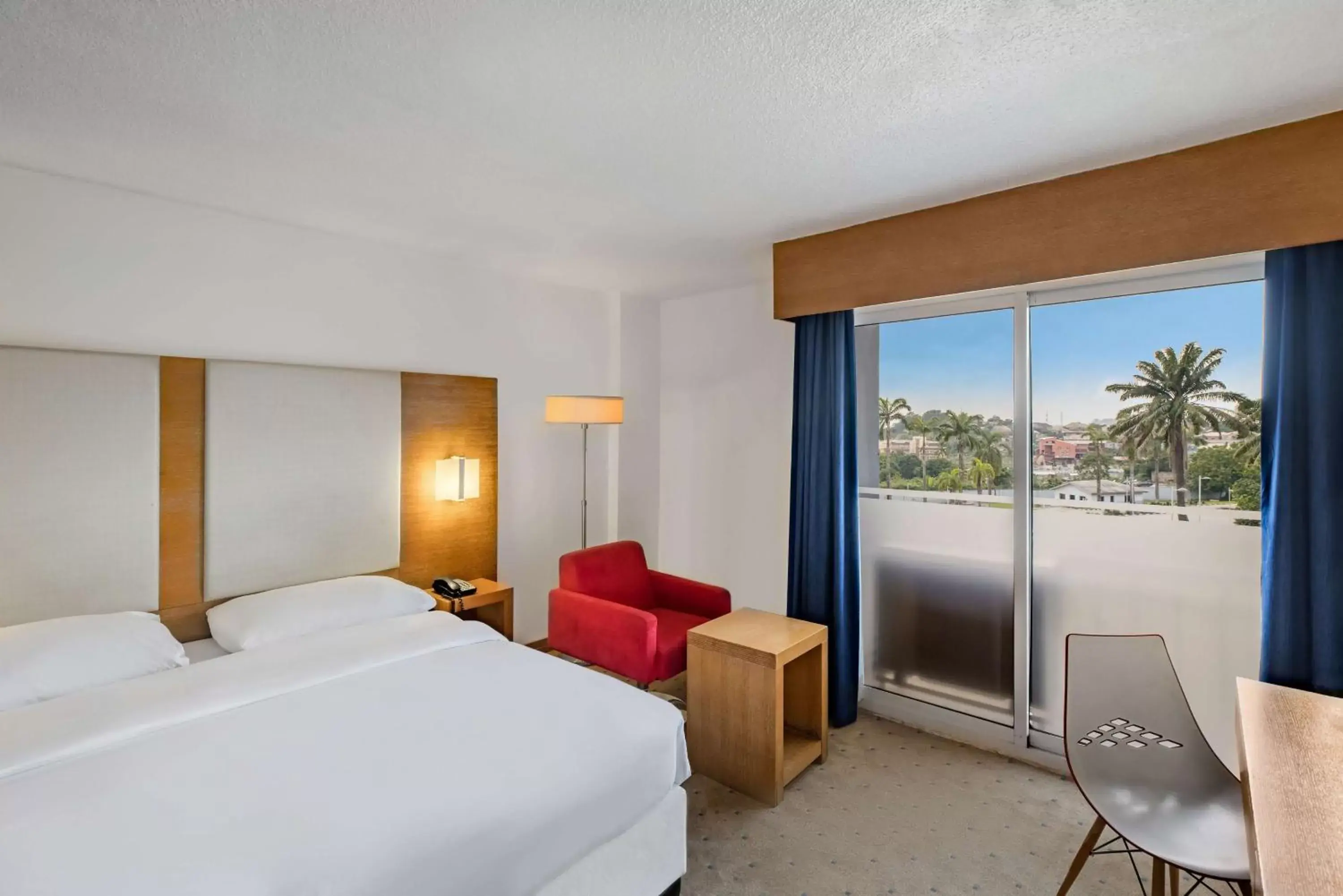 Superior Room with Balcony in Park Inn by Radisson Abeokuta Superior Room with Balcony in Park Inn by Radisson Abeokuta