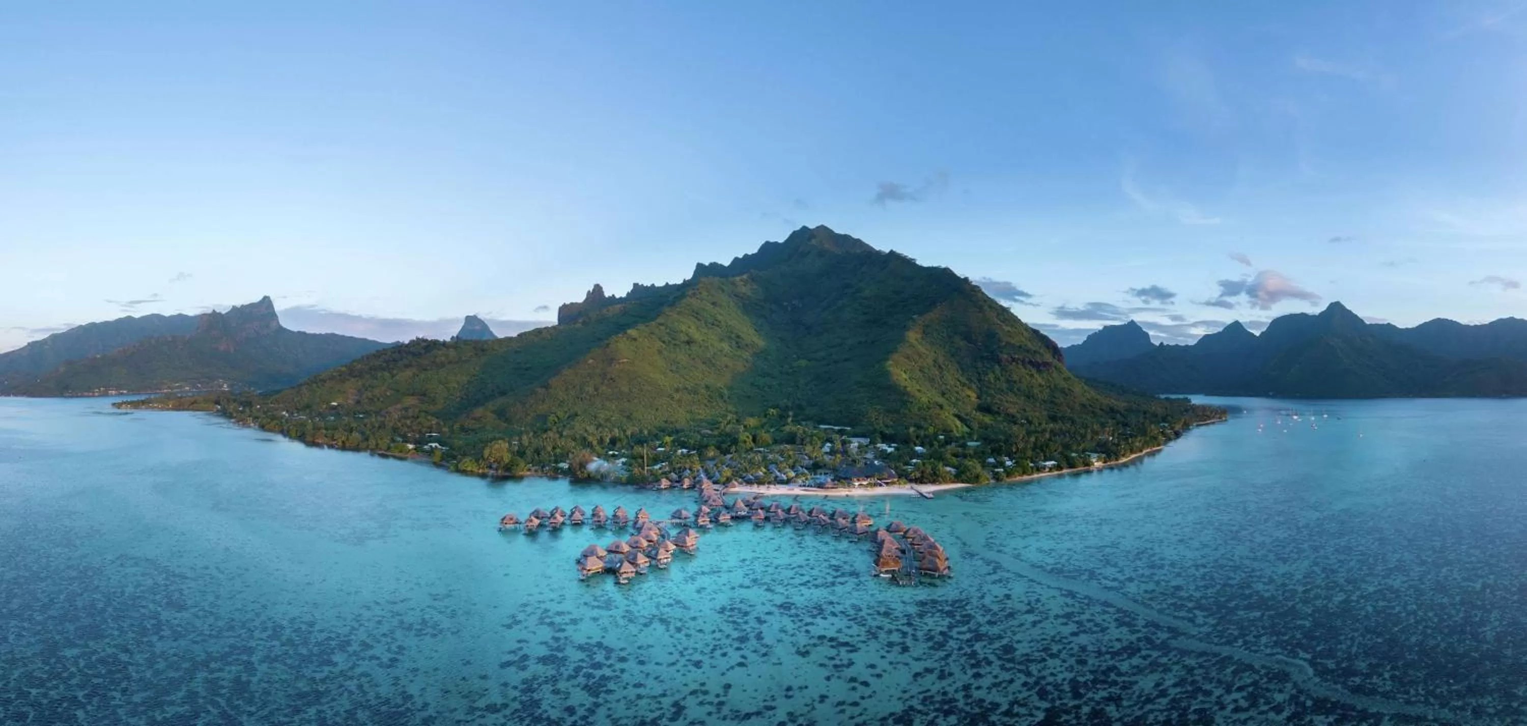 Property building in Hilton Moorea Lagoon Resort & Spa