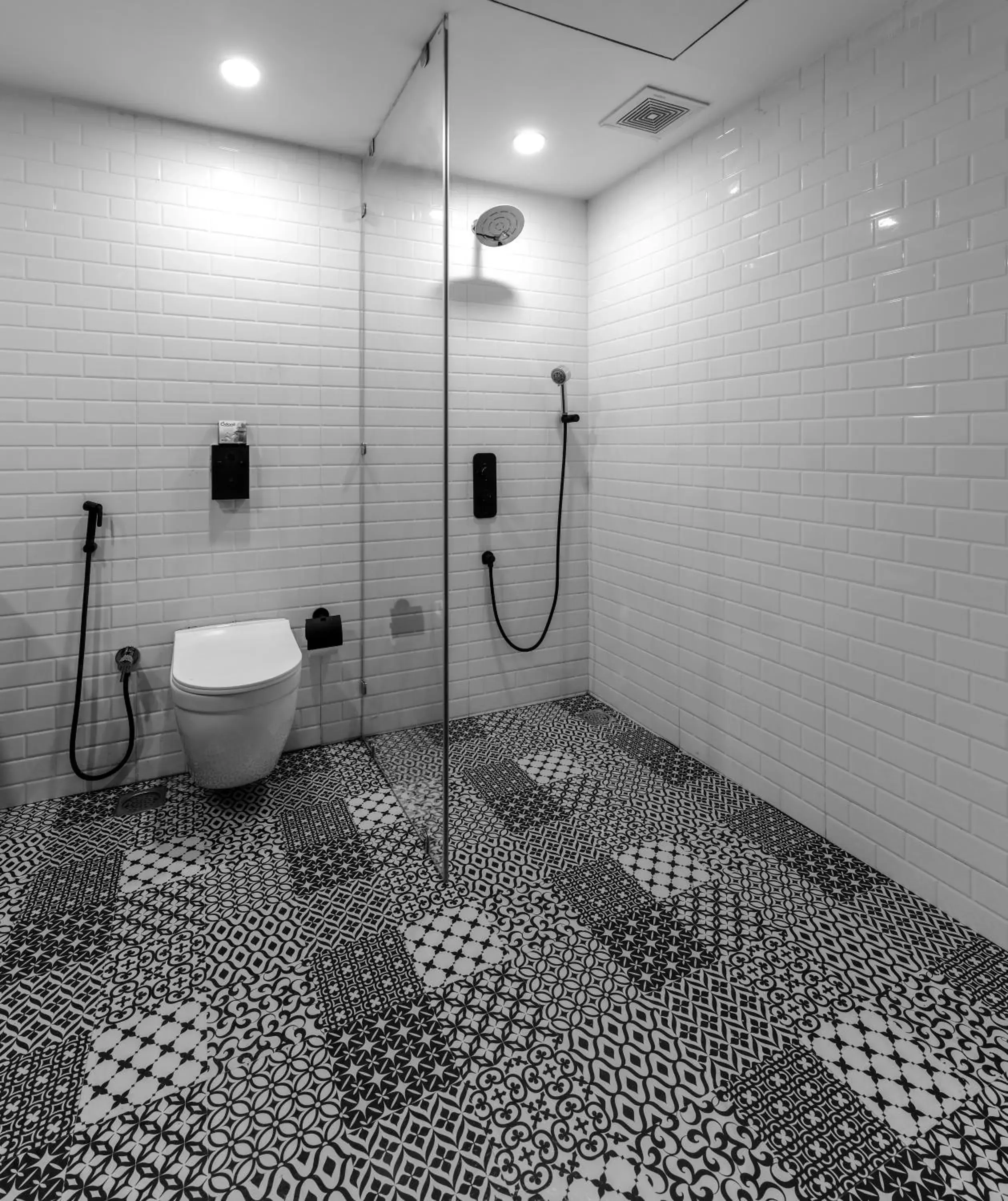 Queen Room - single occupancy in The Downton Hotel Queen Room - single occupancy in The Downton Hotel