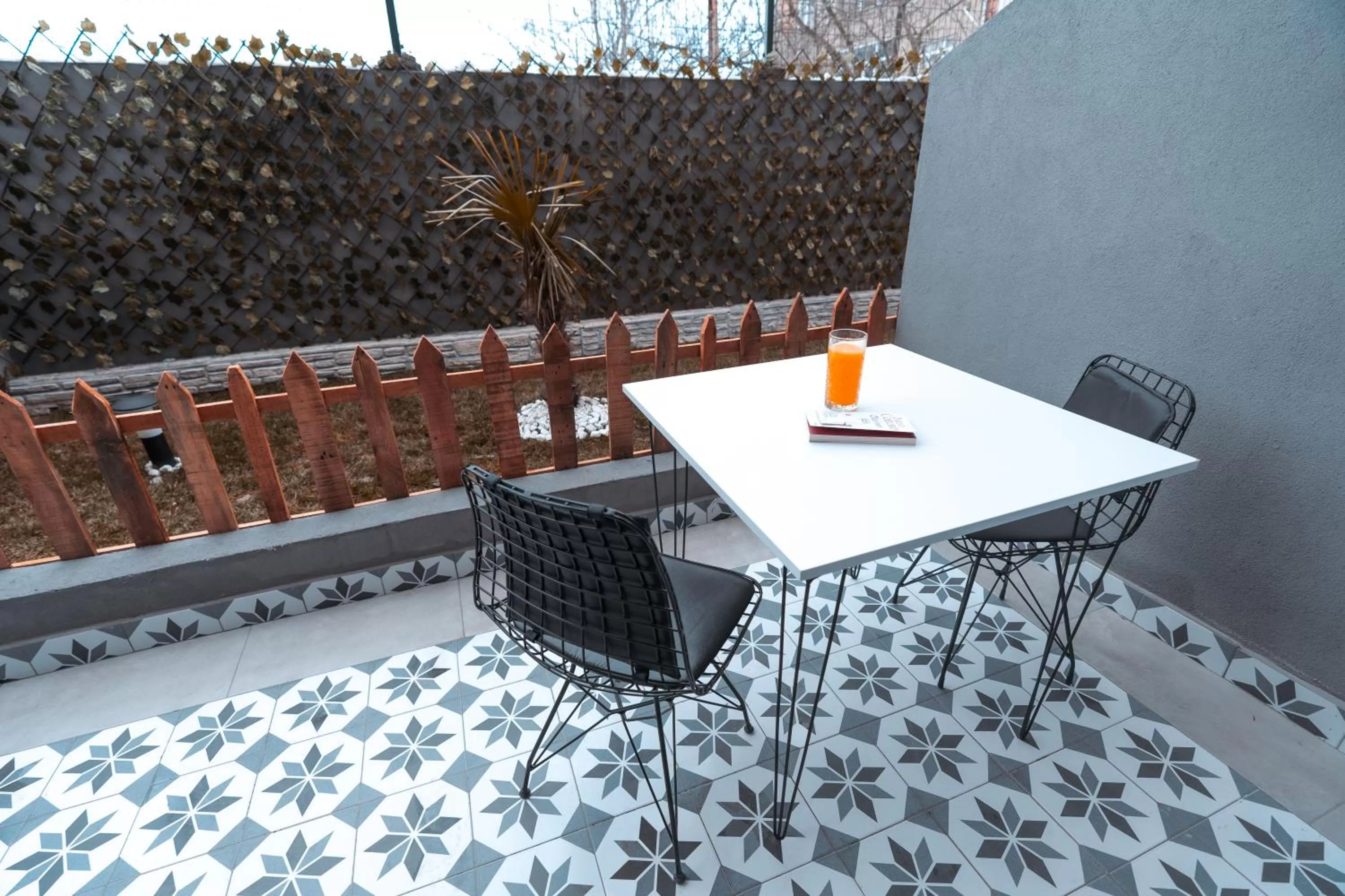 Garden in Melanj Airport Hotel