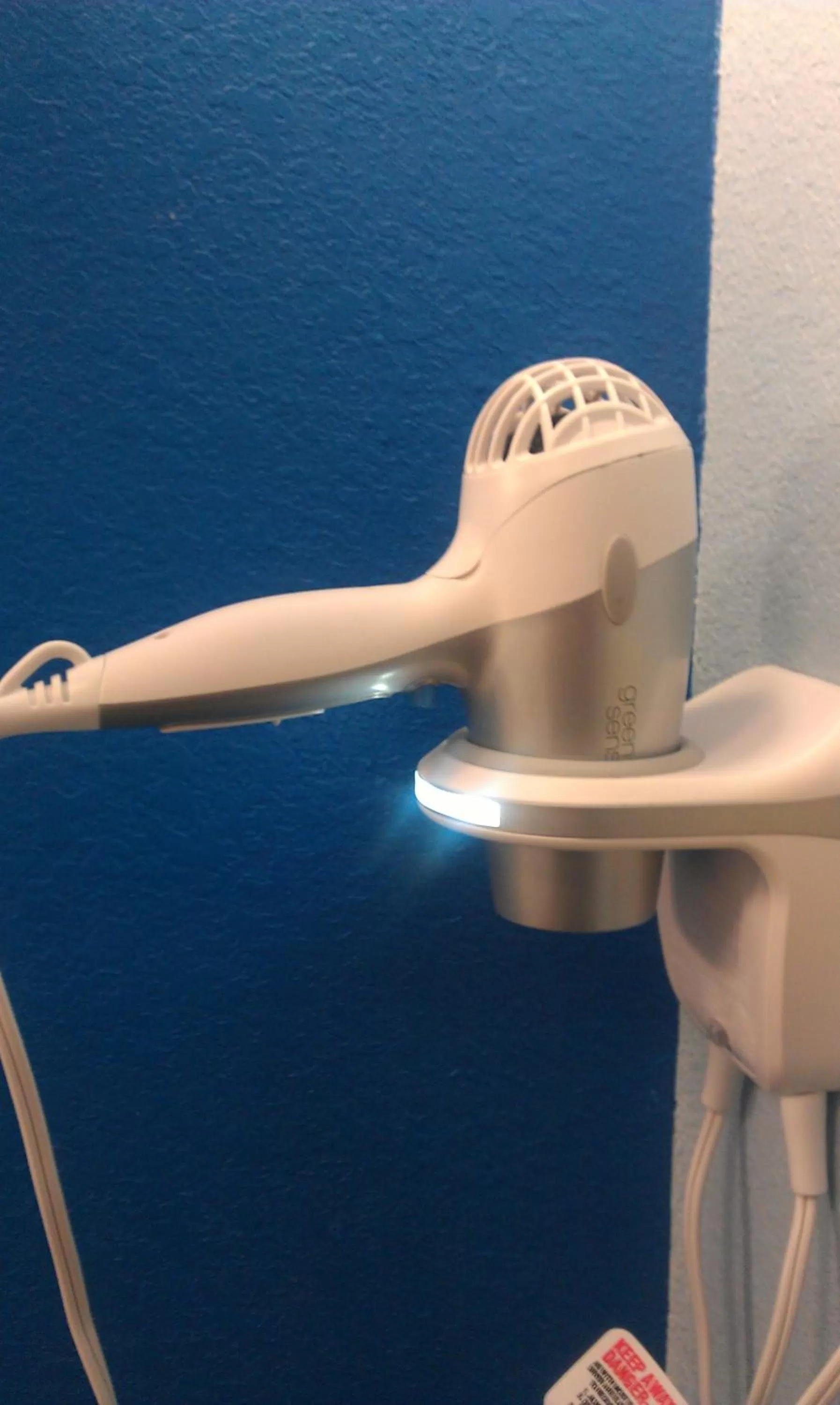 King Room with Roll In Shower - Disability Access/Non-Smoking in Holiday Inn Cleveland Northeast - Mentor, an IHG Hotel