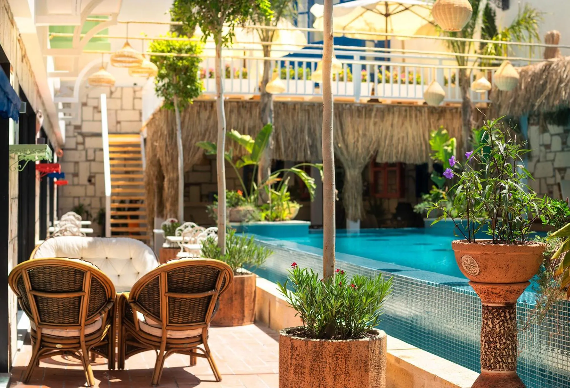 Patio in TNR Otel & Spa