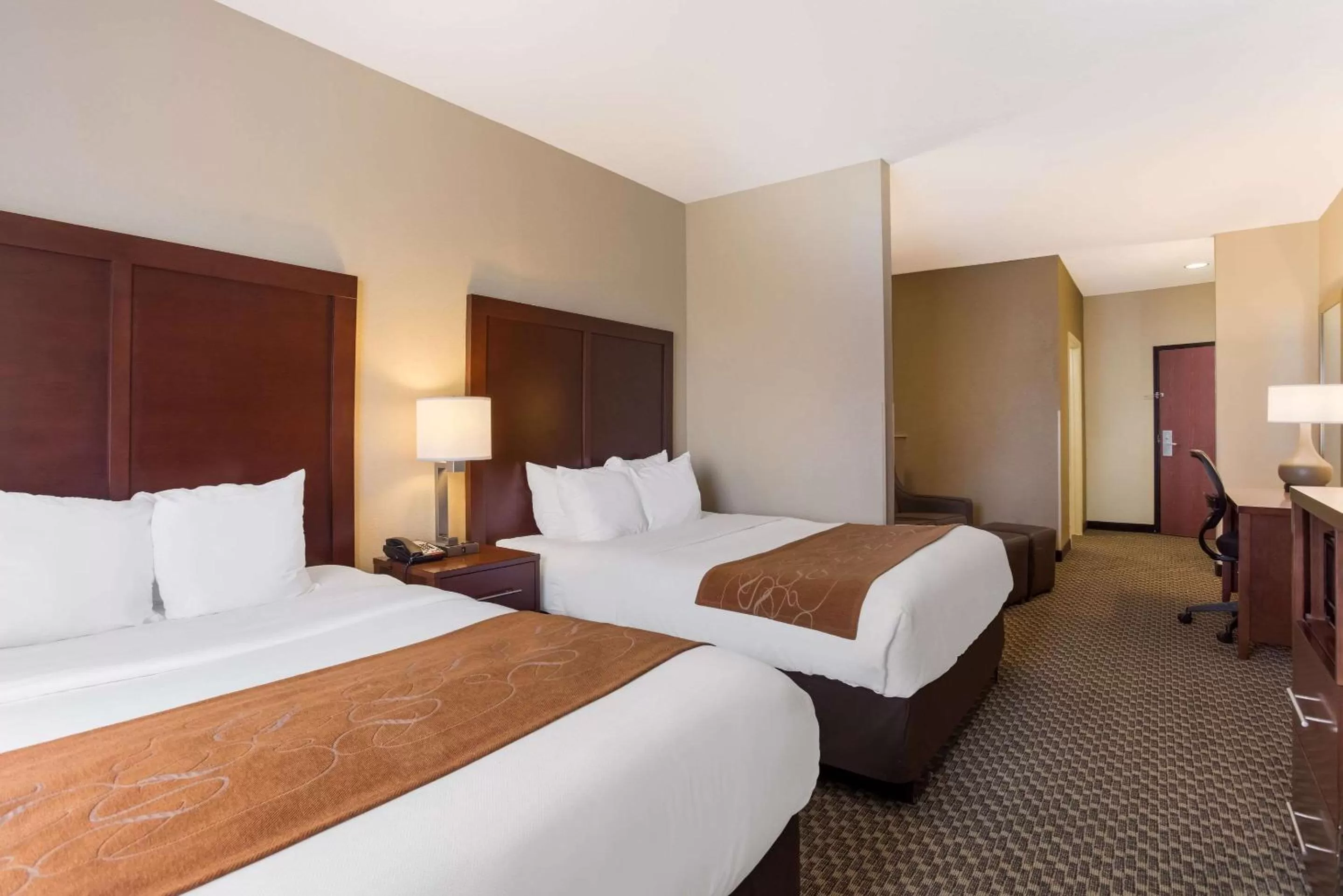 Bedroom, Bed in Comfort Suites Saraland - North Mobile