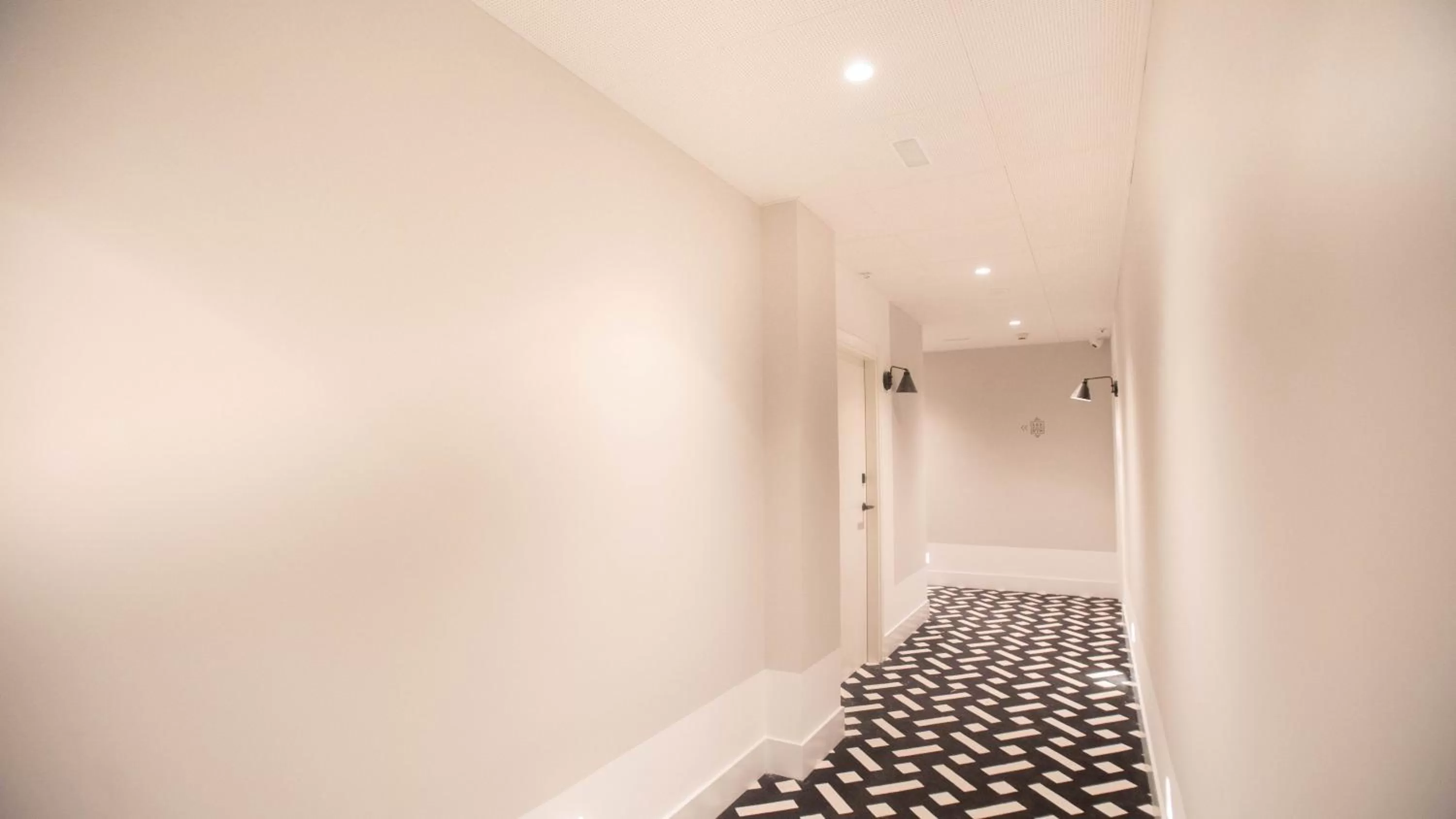 Other in Soho Boutique Congreso