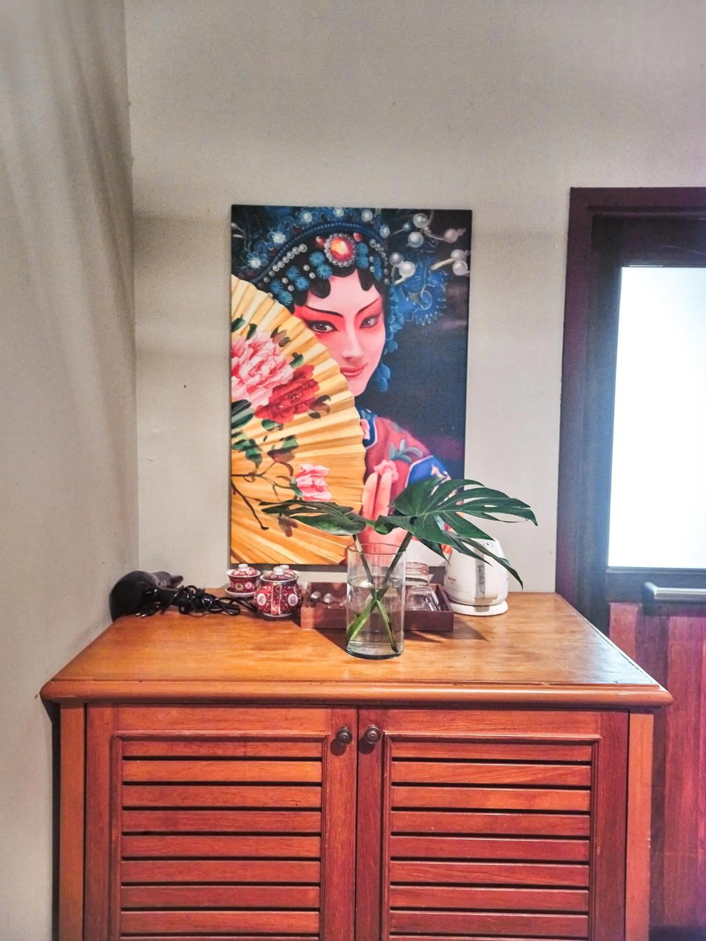 Decorative detail in Prince Theatre Heritage Stay Hostel - Silom