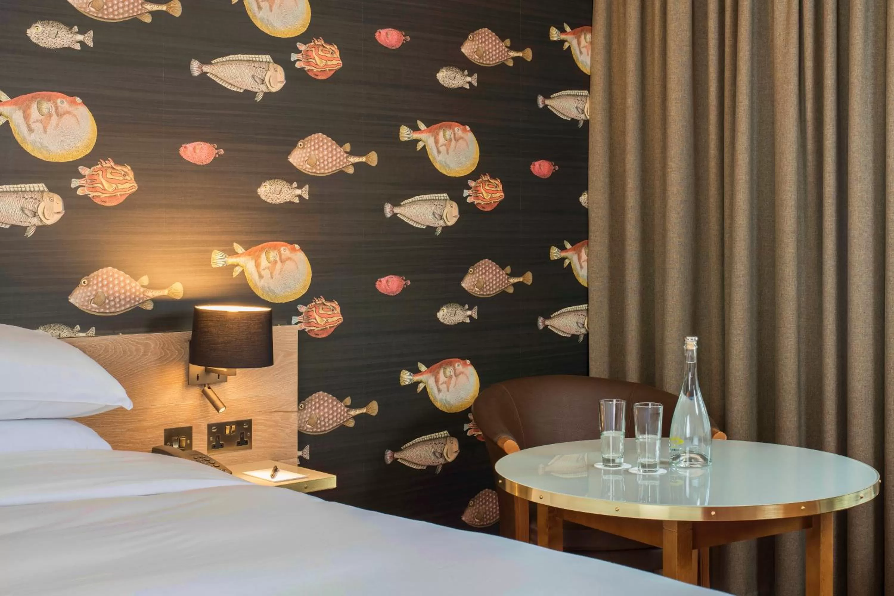 Bedroom, Bed in Garryvoe Hotel