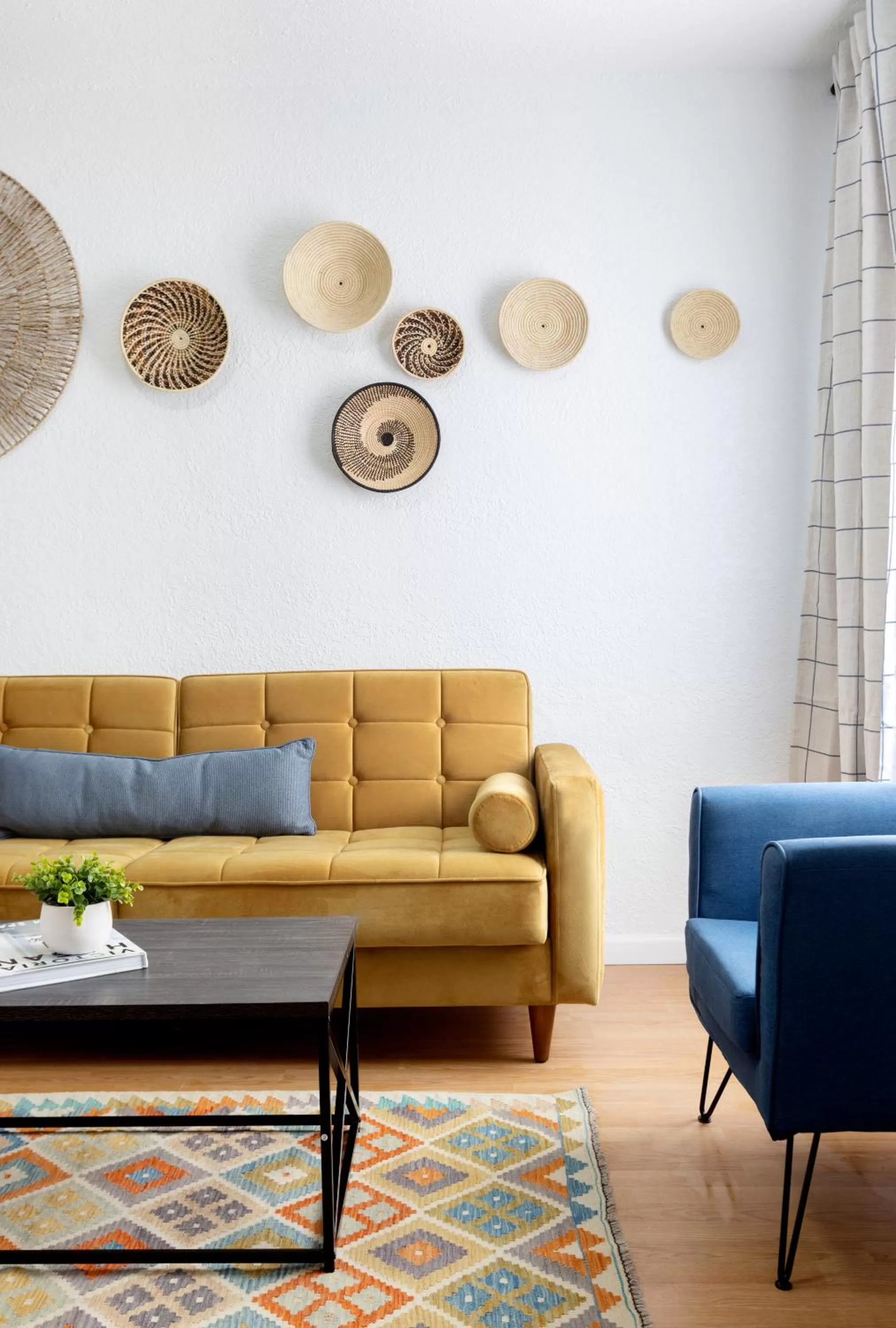 Living room in Kettle Valley Beach Resort