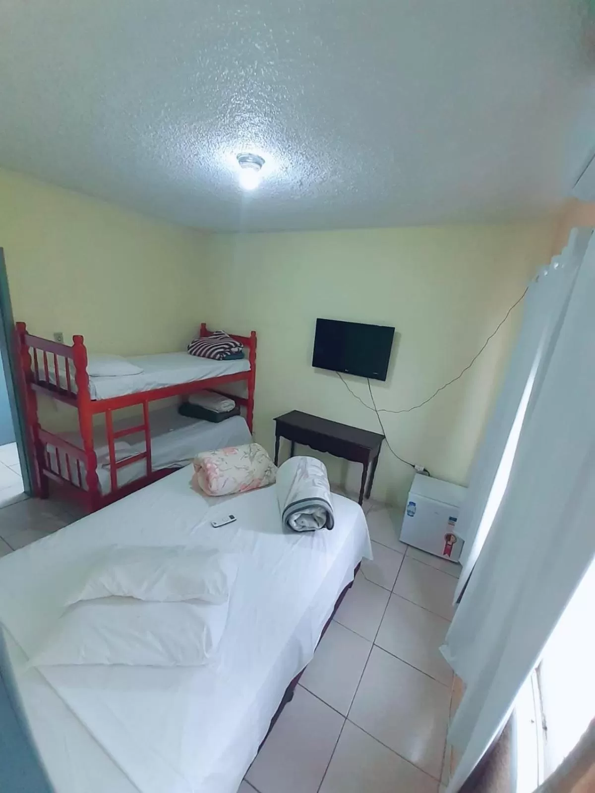 Bed in Hotel Glória