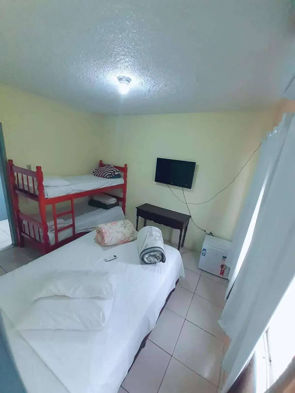 Classic Quadruple Room in Hotel Glória Classic Quadruple Room in Hotel Glória