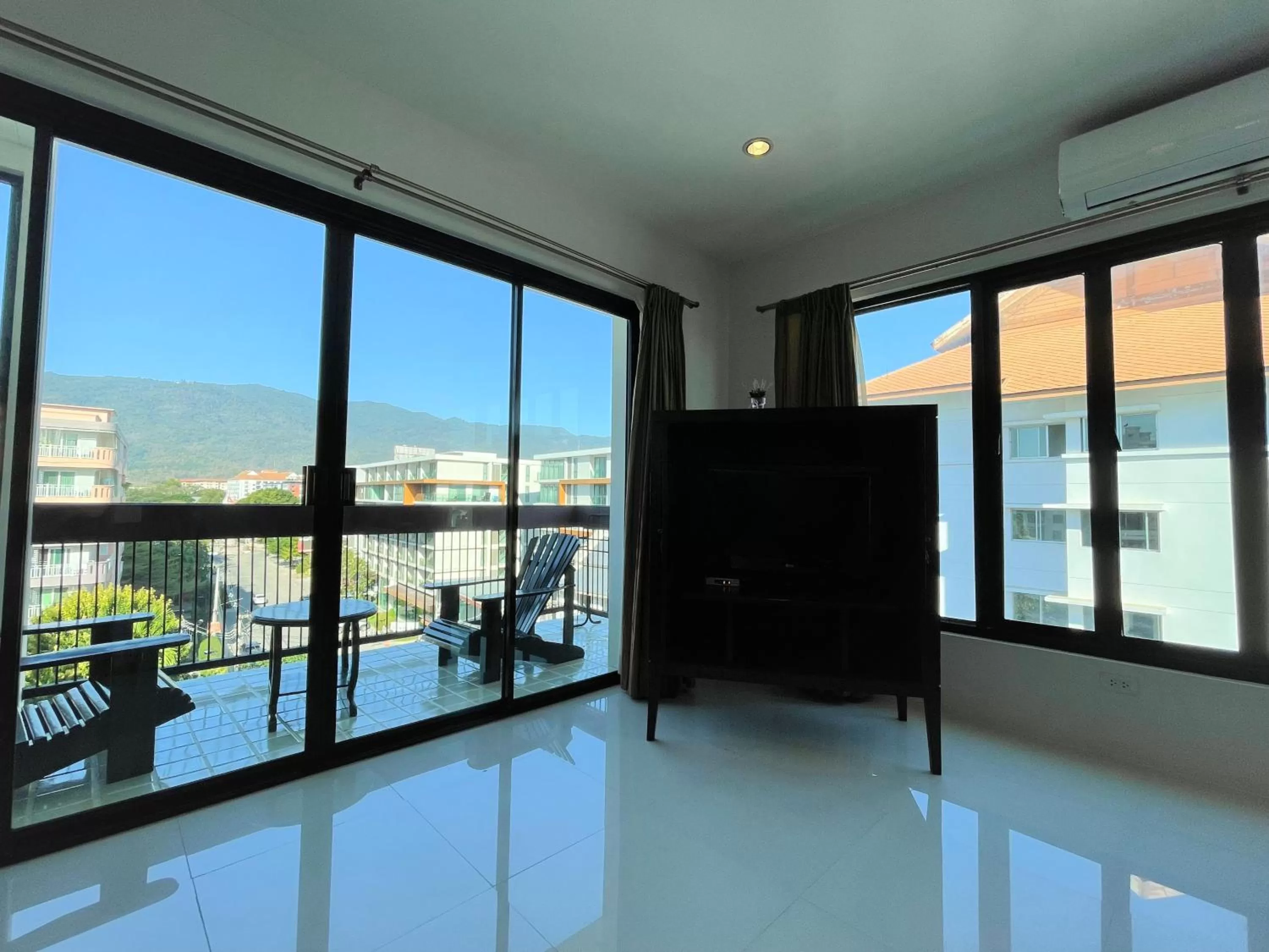 TV and multimedia in The Empire Nimman