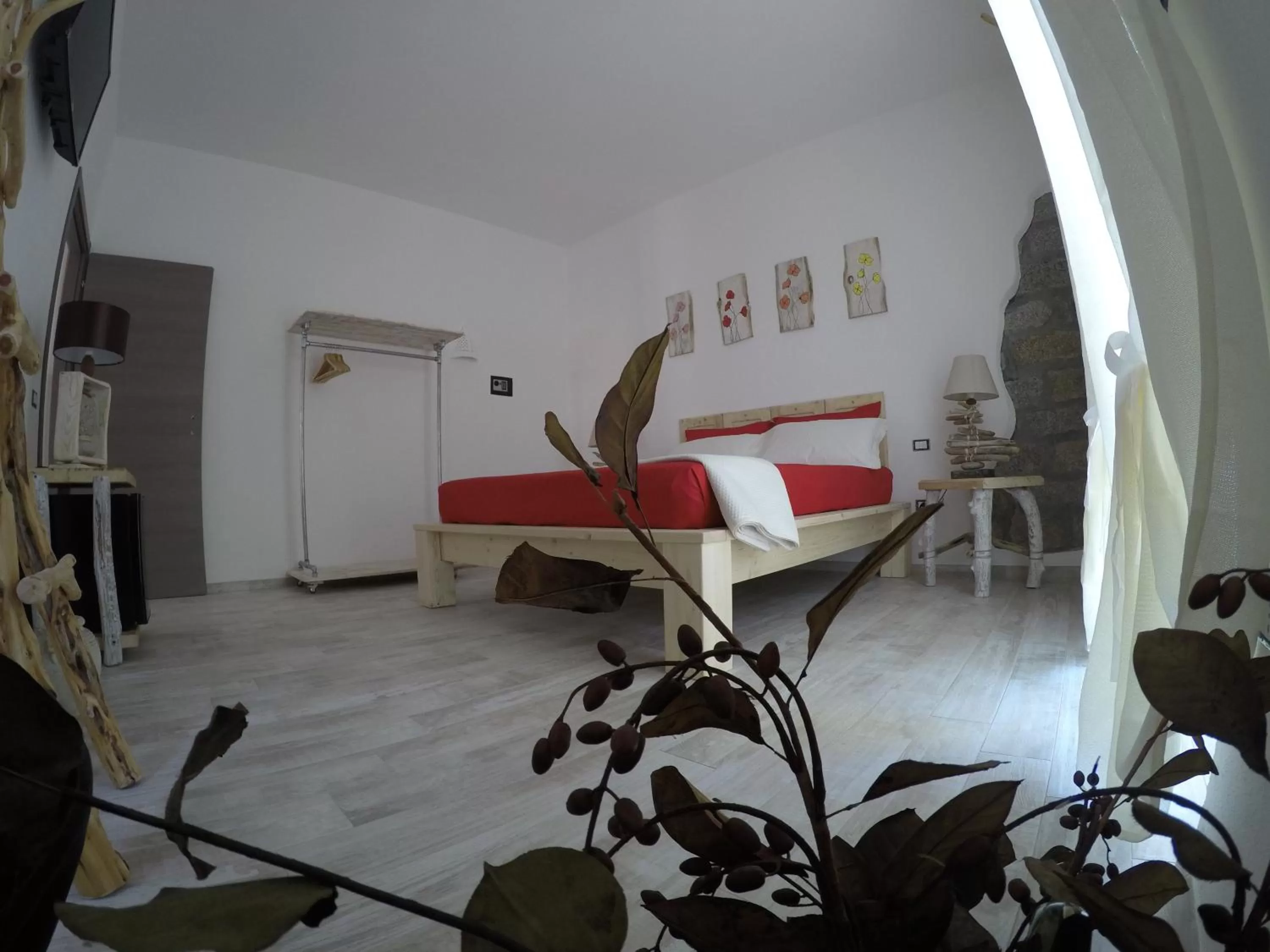 Spring, Bed in B&B Les Chambres Rooms & Suite