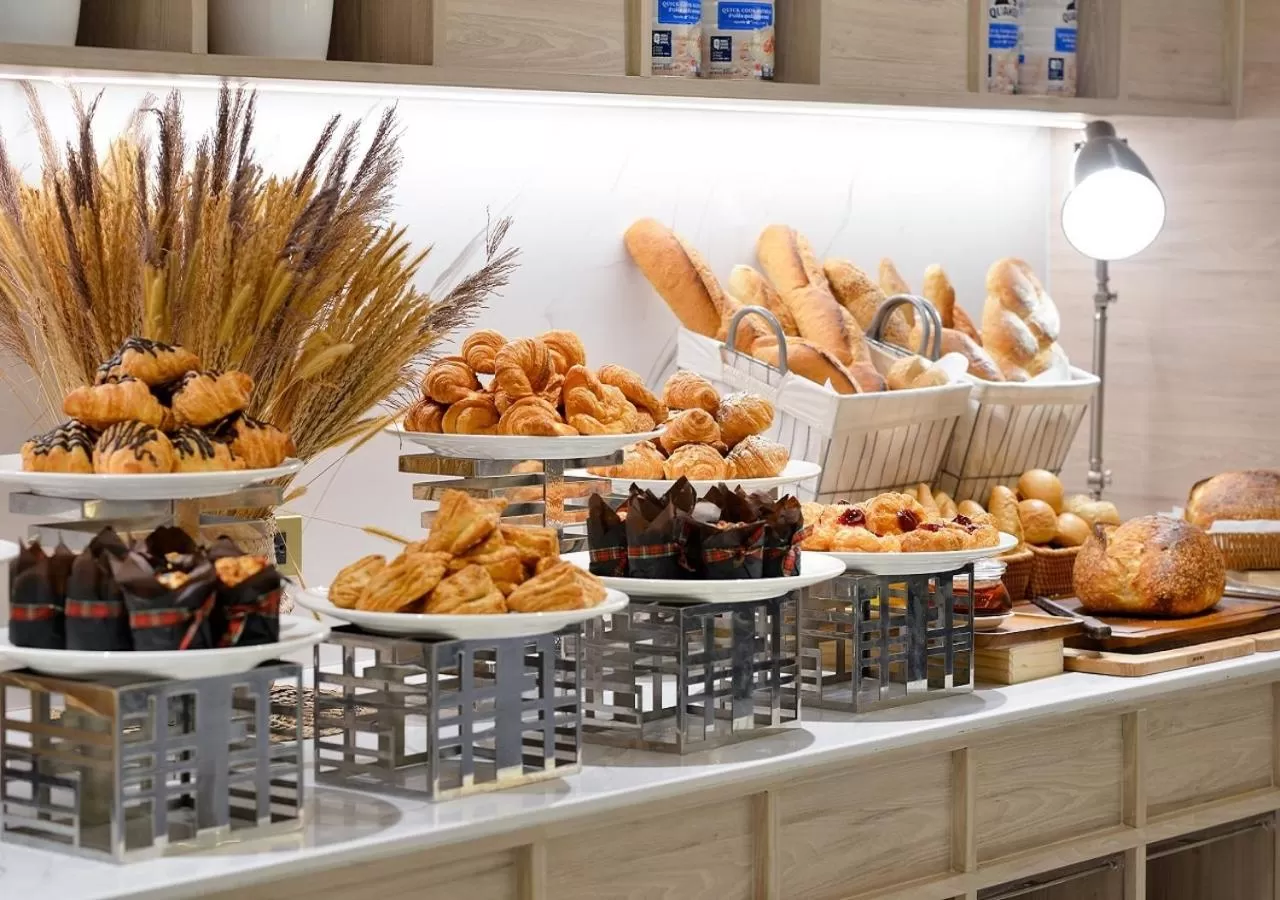 Restaurant/places to eat in Centre Point Sukhumvit 10