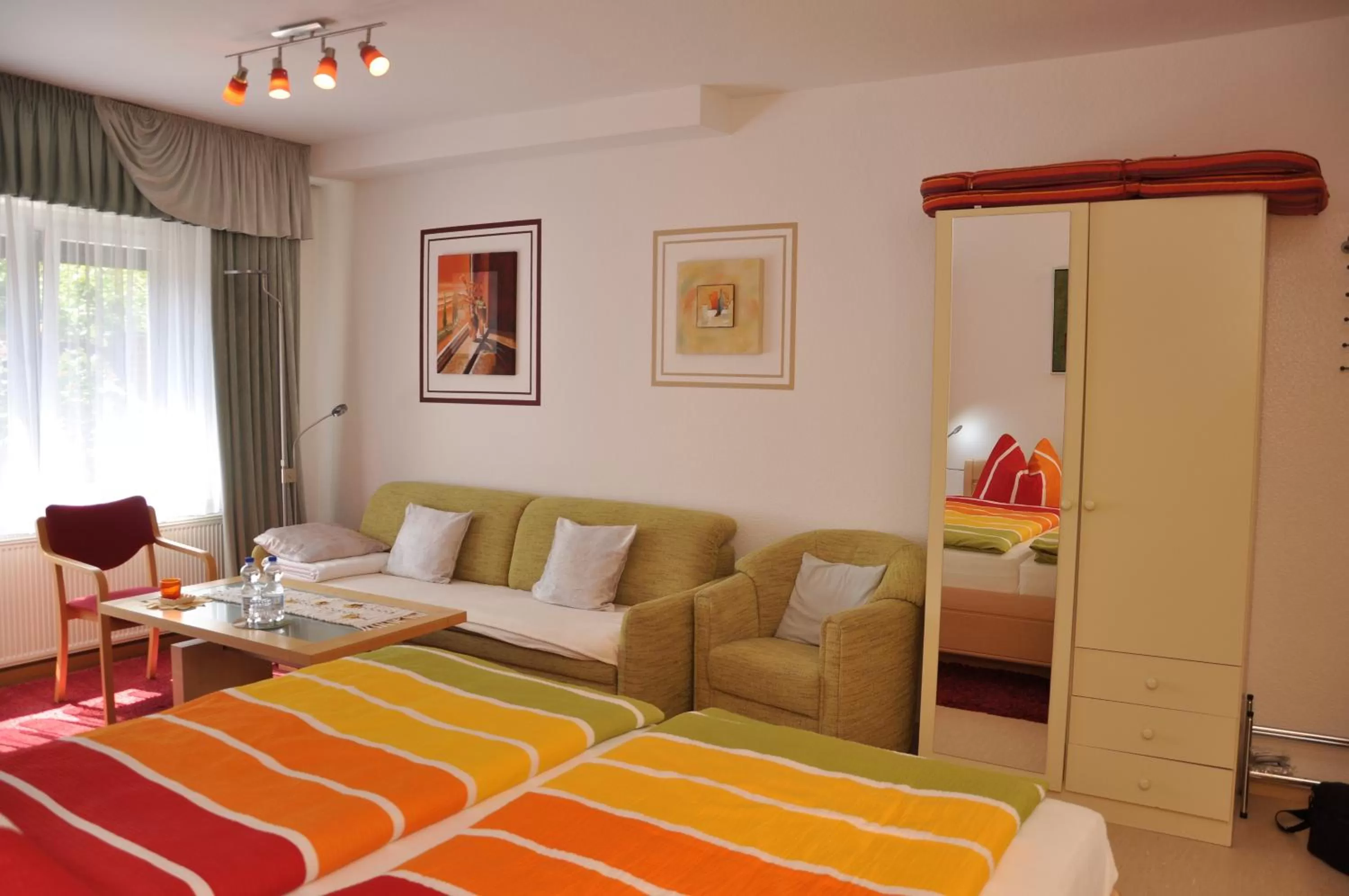 Photo of the whole room, Bed in Hotel Haus Orchideental Jena