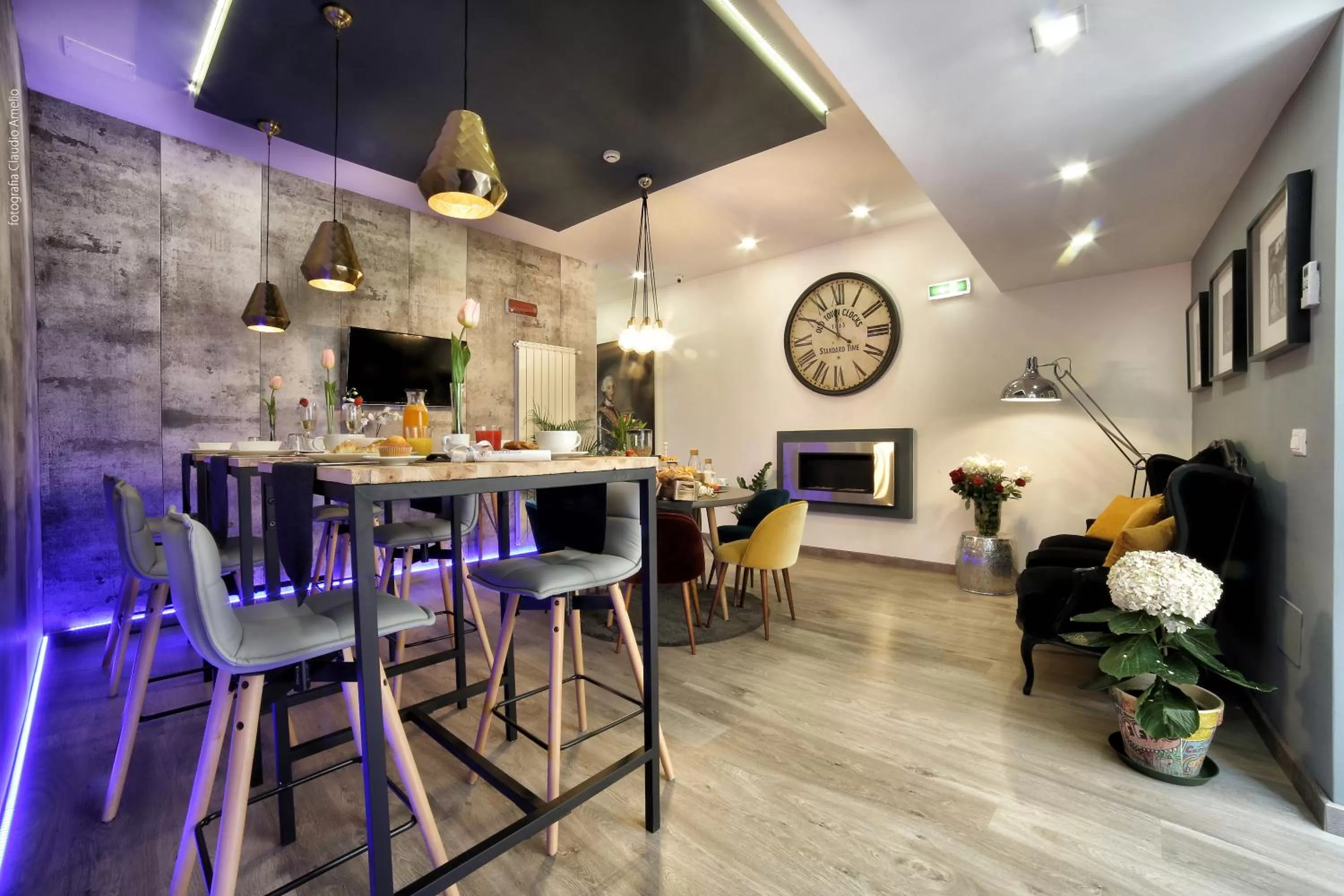 Communal lounge/ TV room in Bourbon House