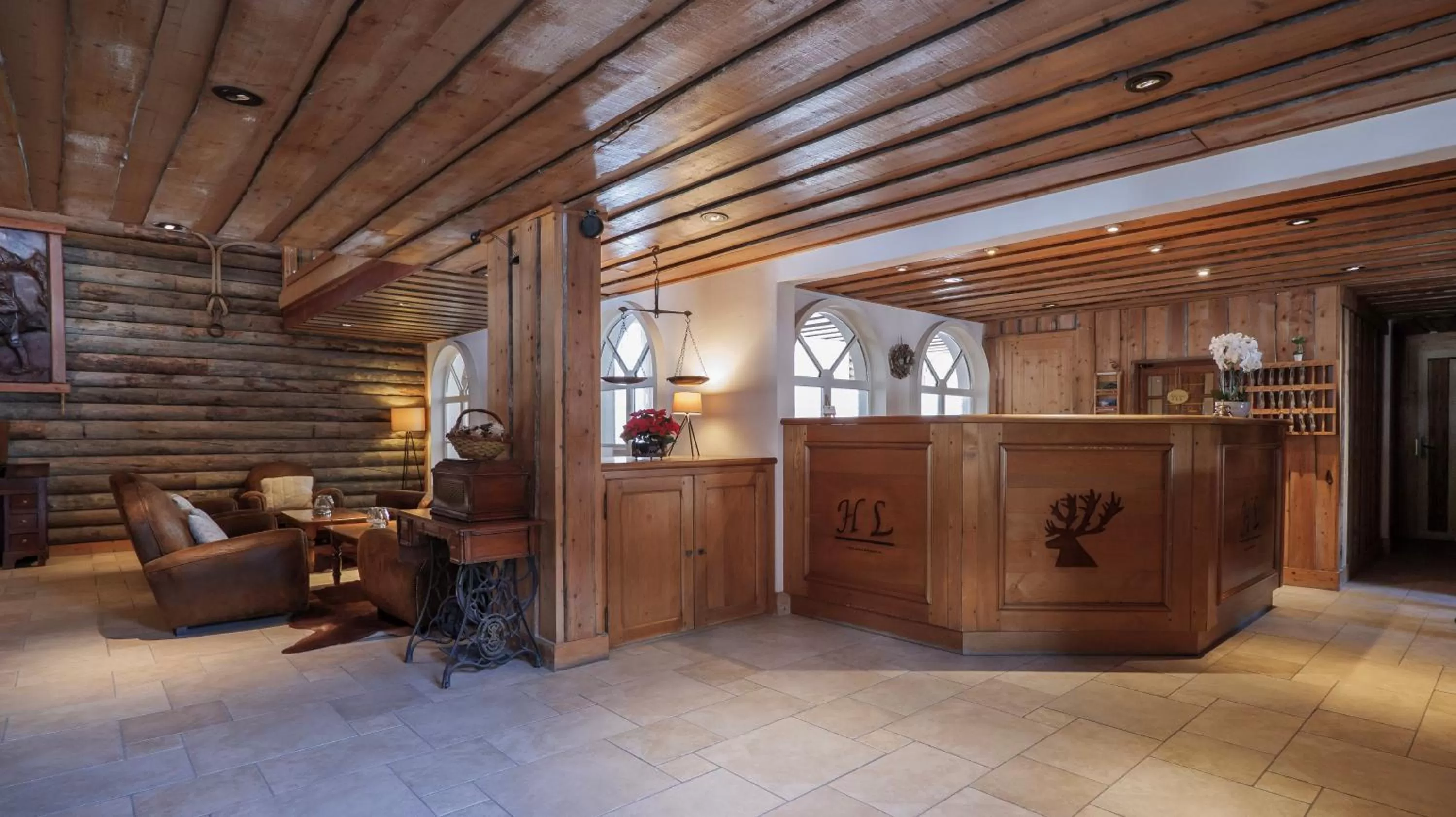 Lobby or reception in Hôtel Le Labrador