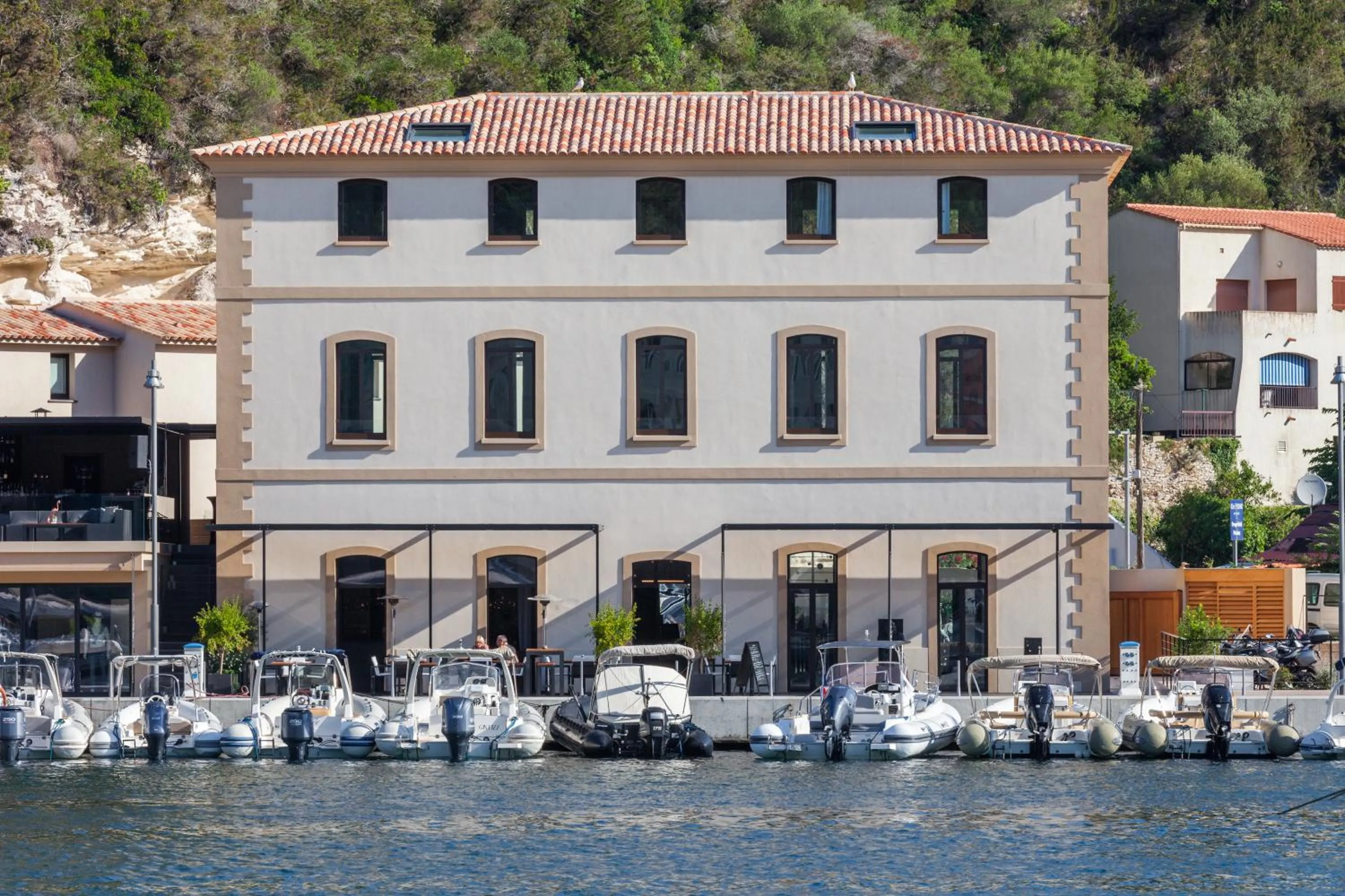 Facade/entrance in Hotel Centre Nautique