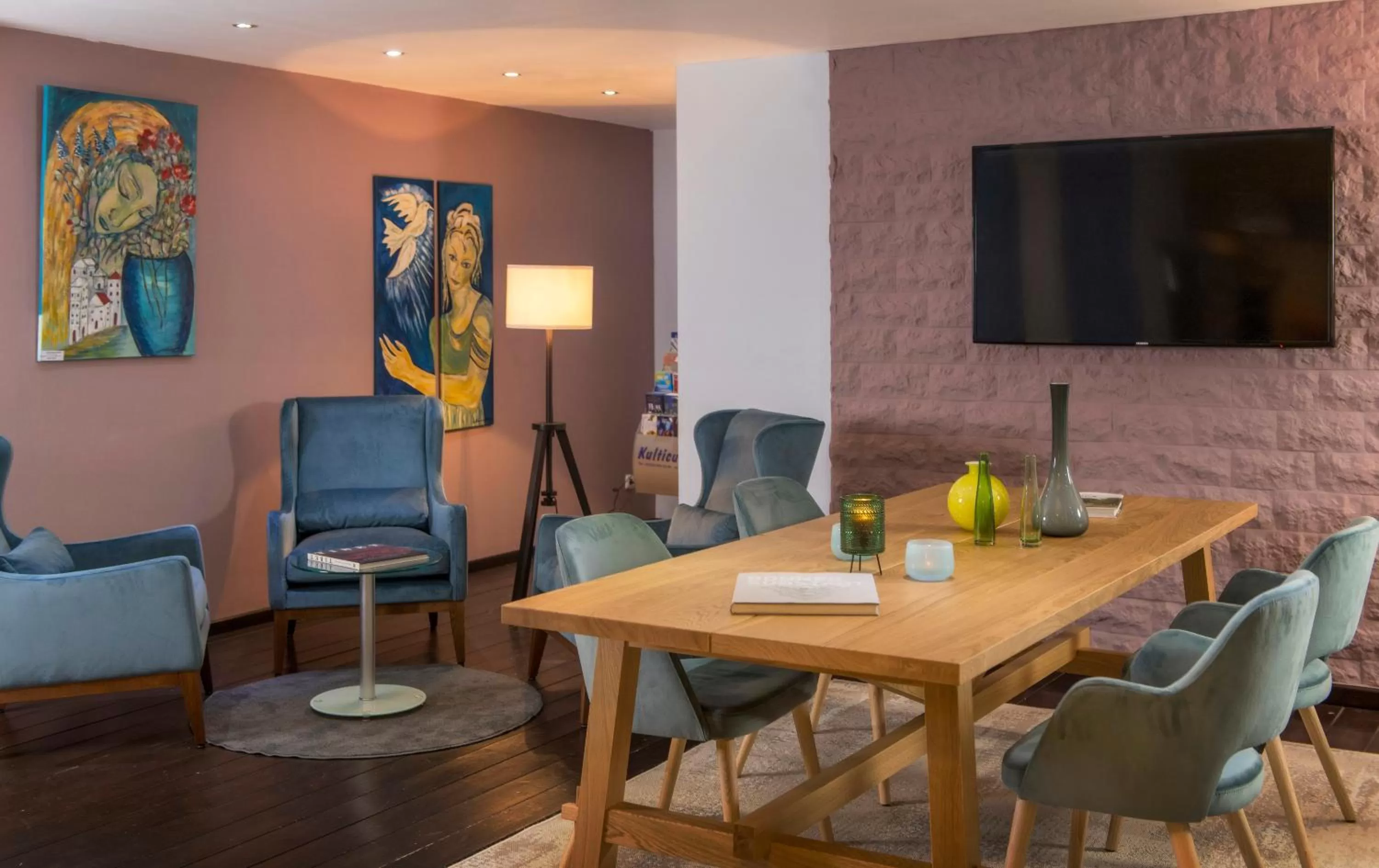 Seating area in City Hotel Meckenheim