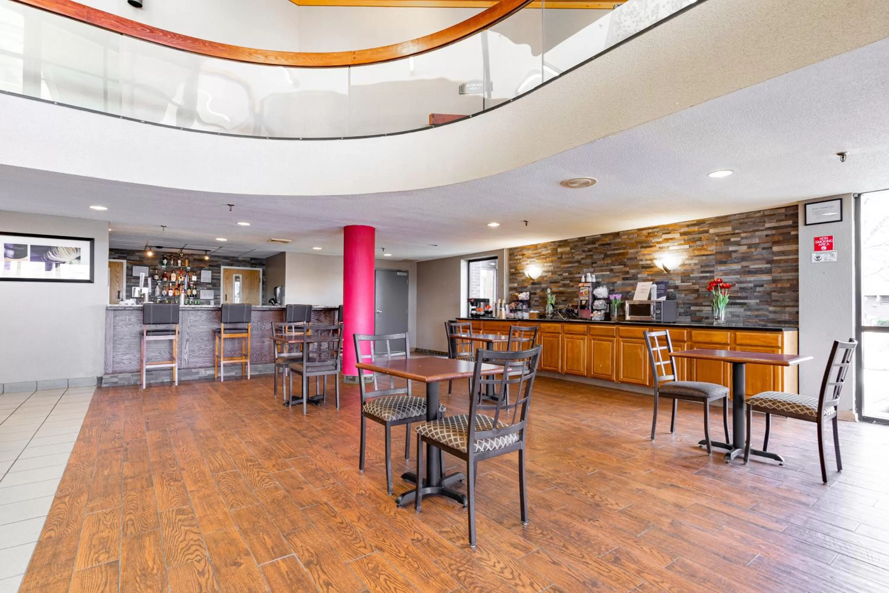 Ramada by Wyndham Columbus North