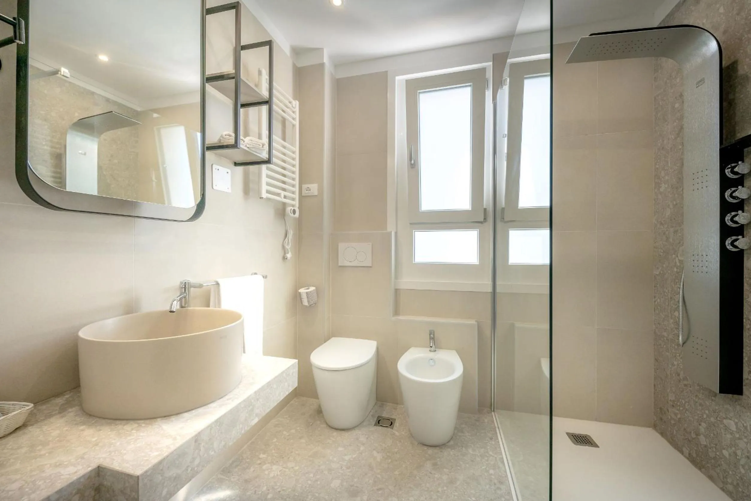 Toilet in Hotel Marco Polo