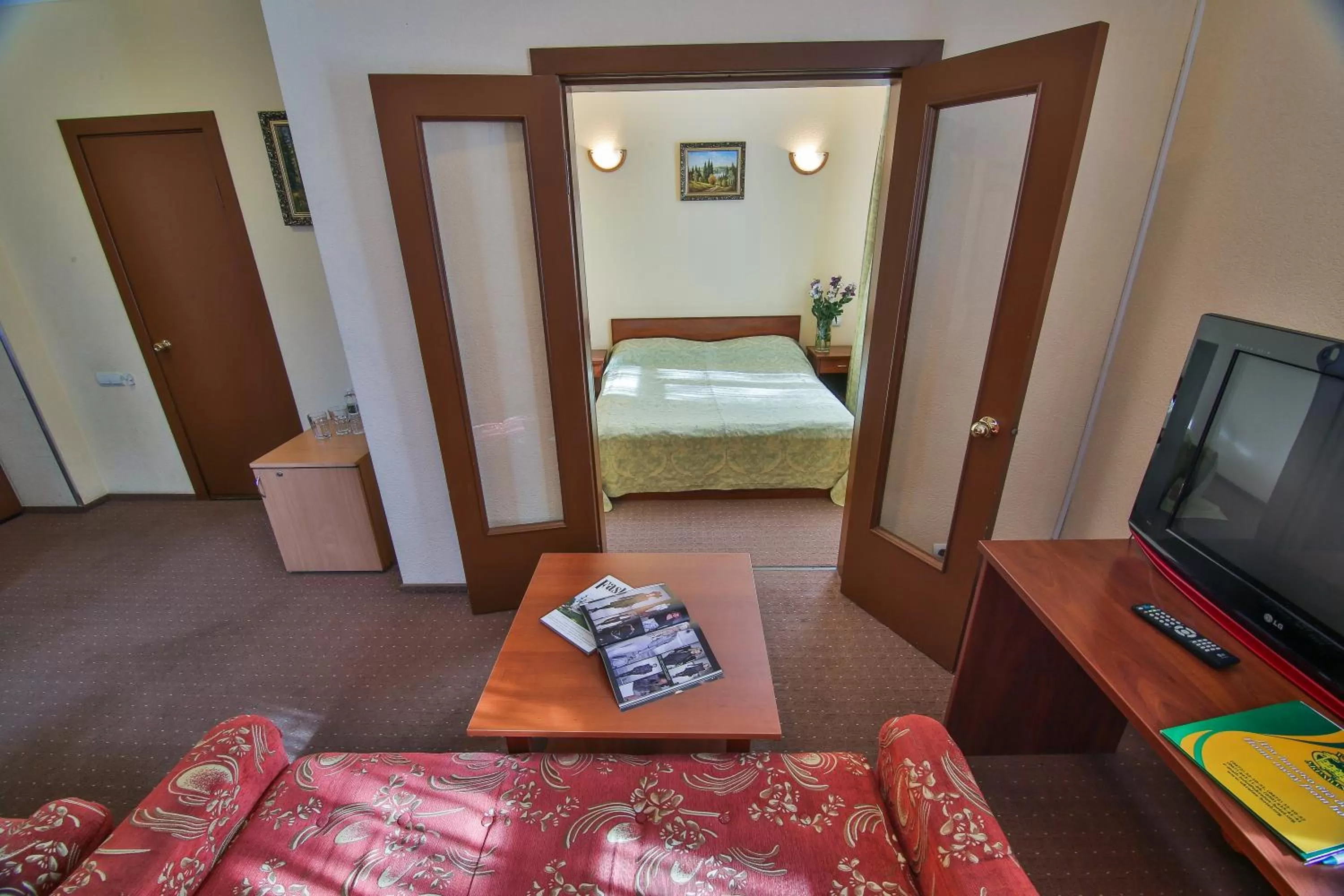 Bedroom, Bed in Ukraina Hotel