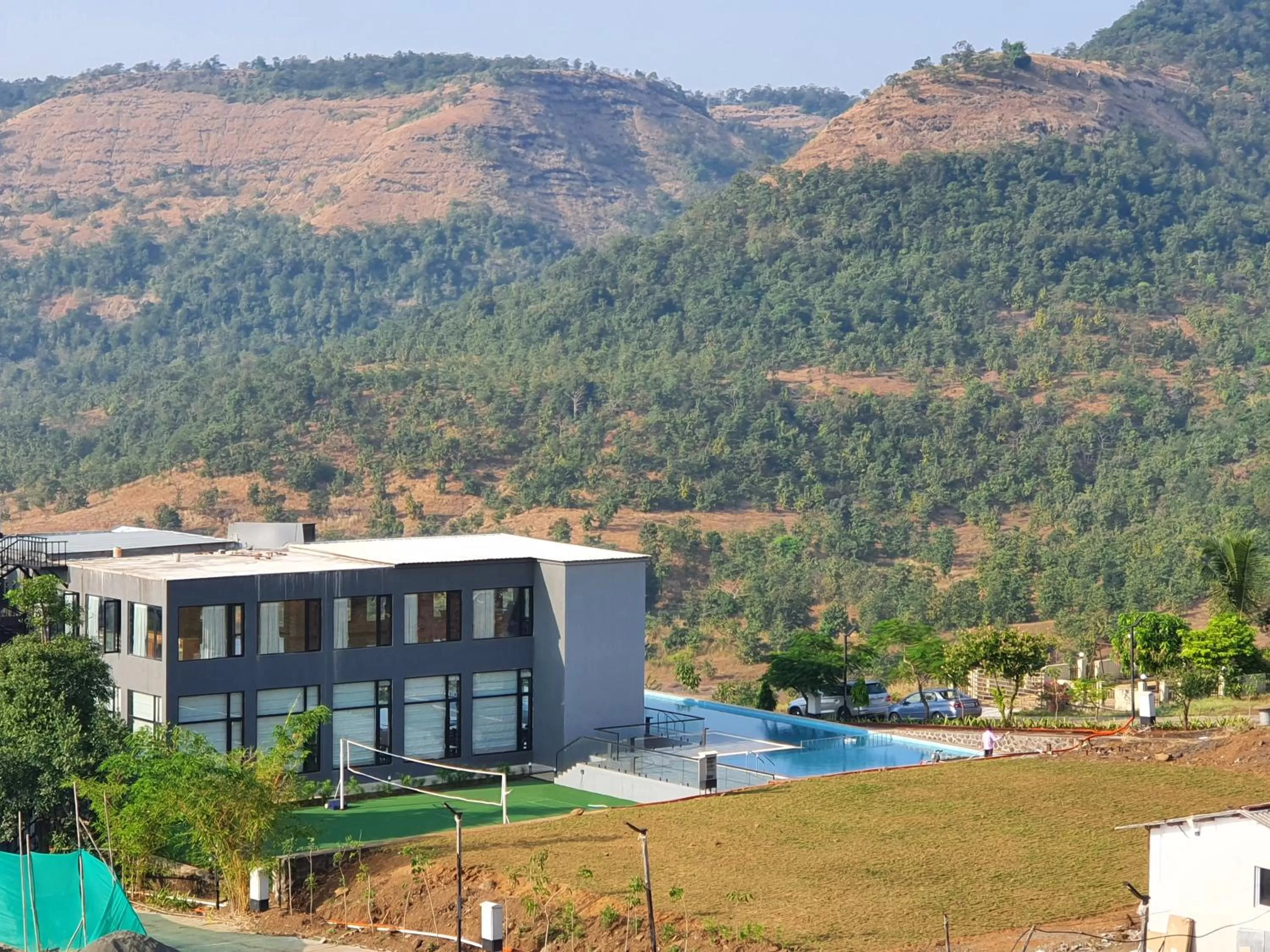 Property Building in Paraiso Resort & Club