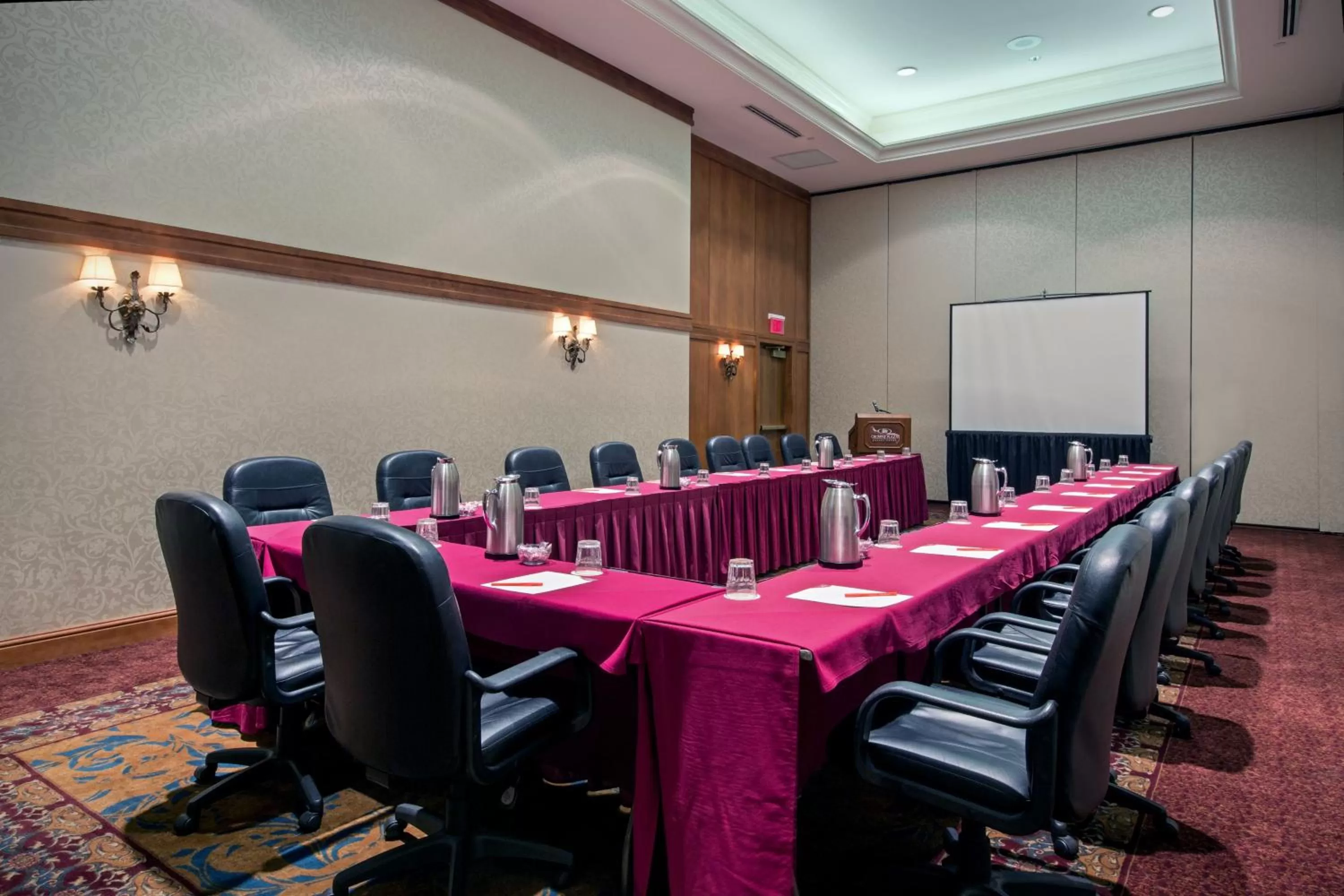 Banquet/Function facilities in Crowne Plaza Hotel Philadelphia - King of Prussia by IHG