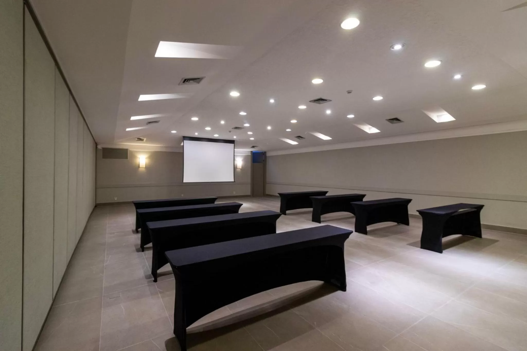 Meeting/conference room in Hotel Deville Prime Cuiabá