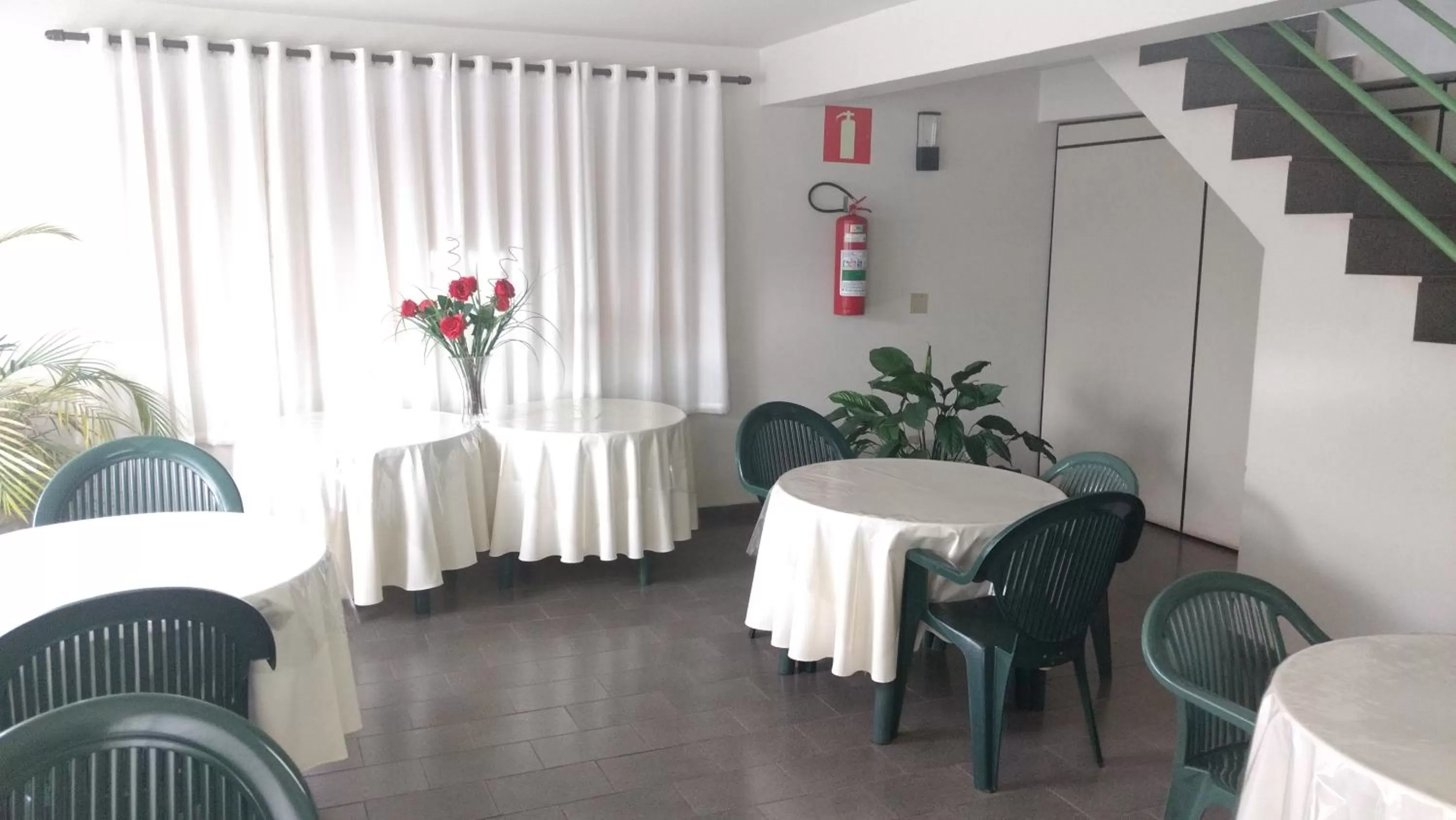 Restaurant/places to eat in Hotel Lund