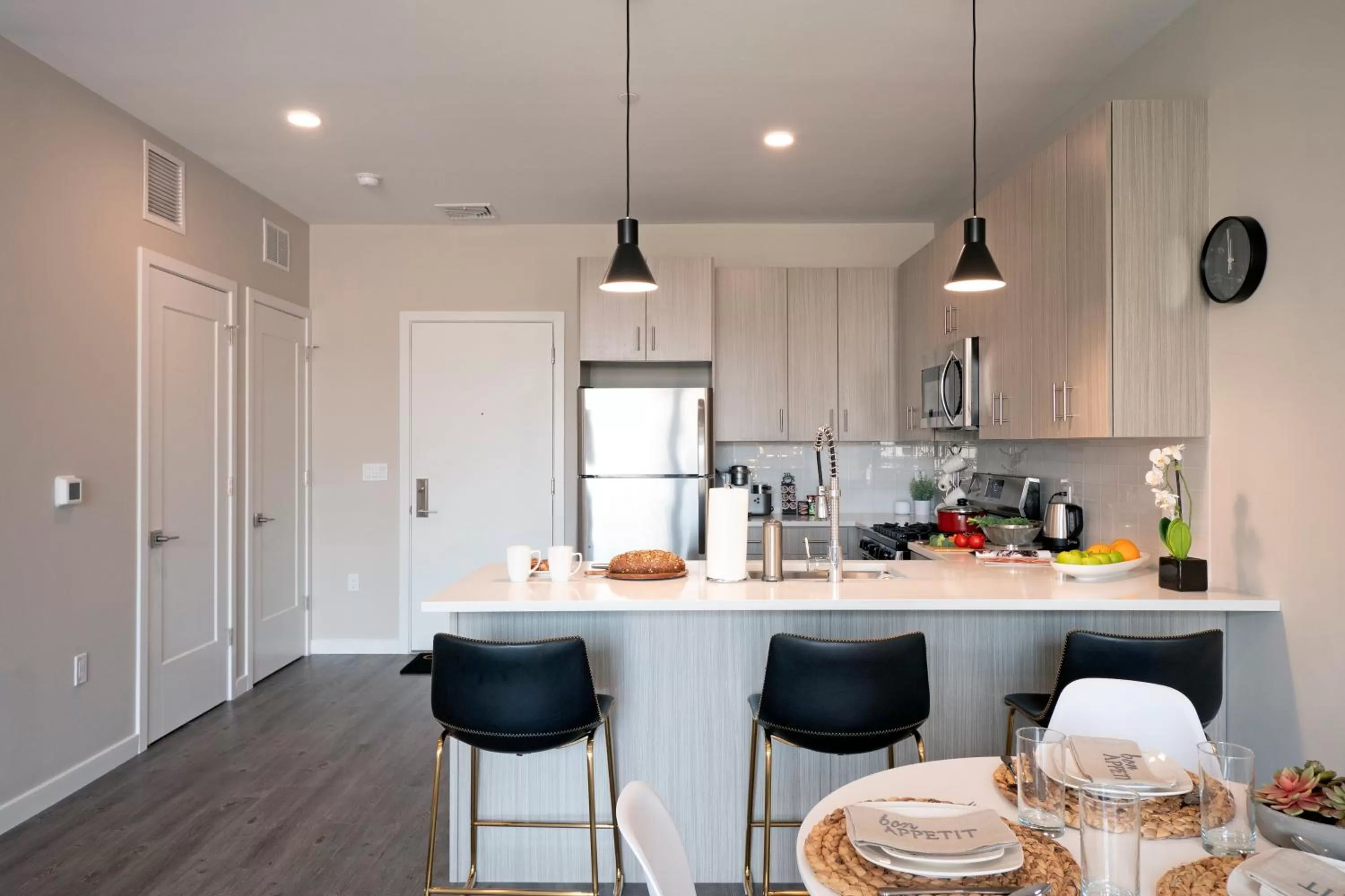 Kitchen or kitchenette in Luxury Furnished Apartments by Hyatus Downtown at Yale