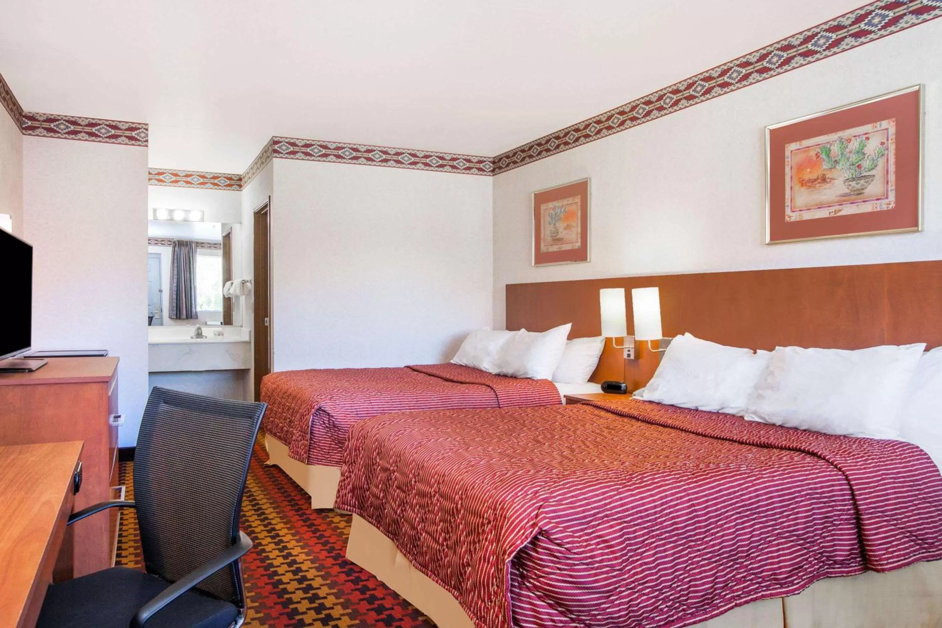 Photo of the whole room, Bed in Muyawki Inn