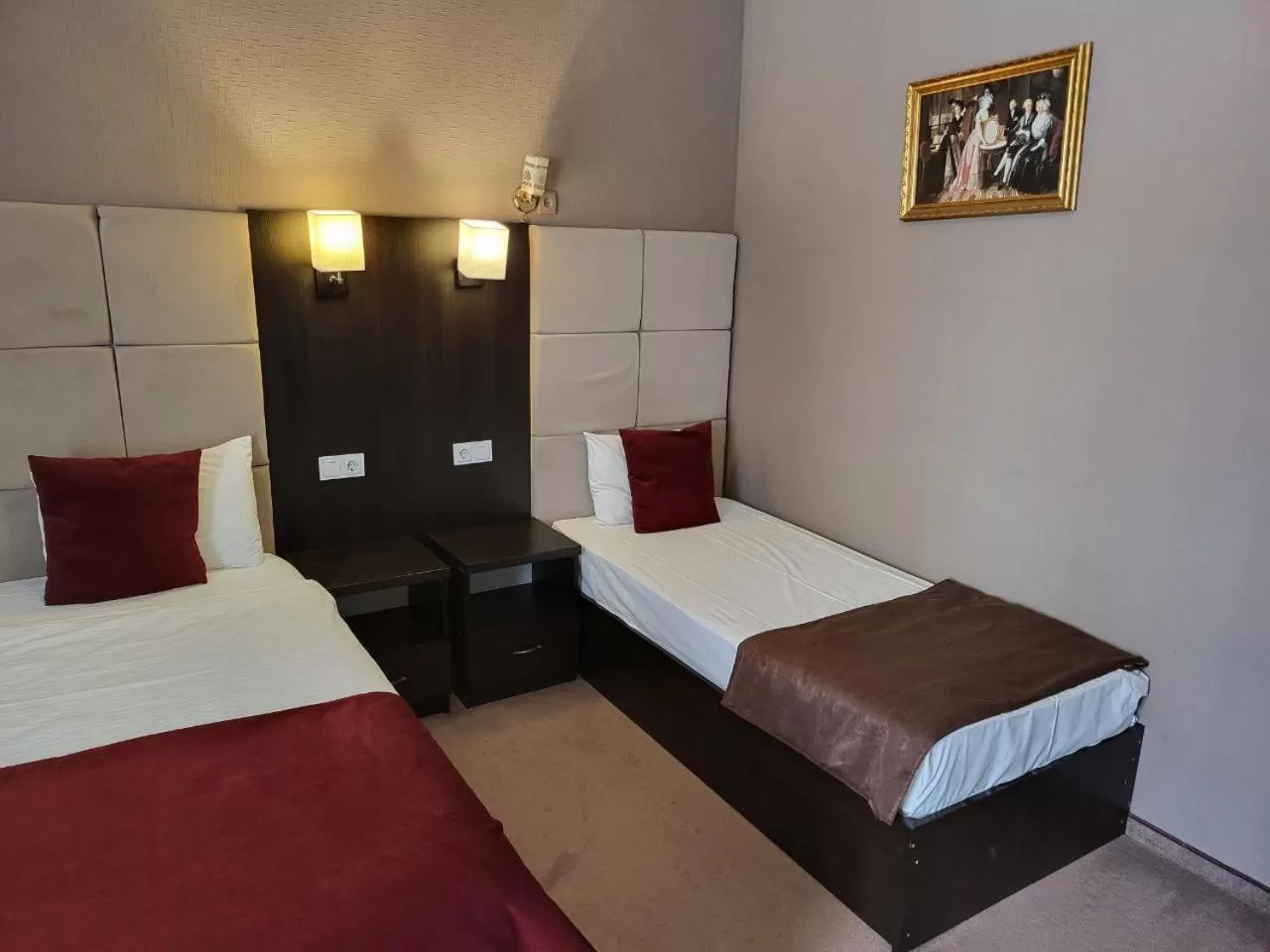 Bed in Shadow Boutique Hotel & SPA