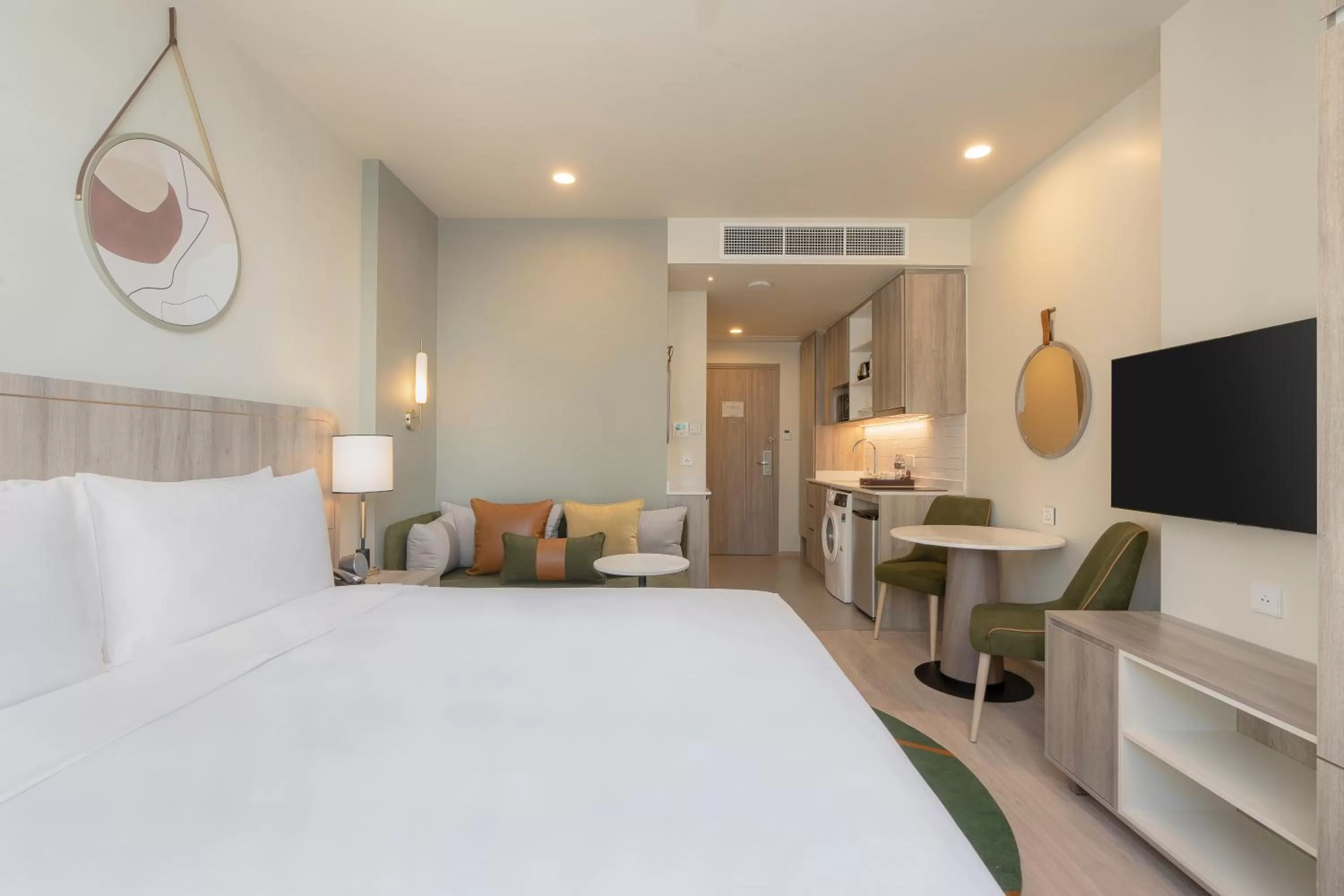 TV and multimedia, Bed in Staybridge Suites Bangkok Sukhumvit by IHG