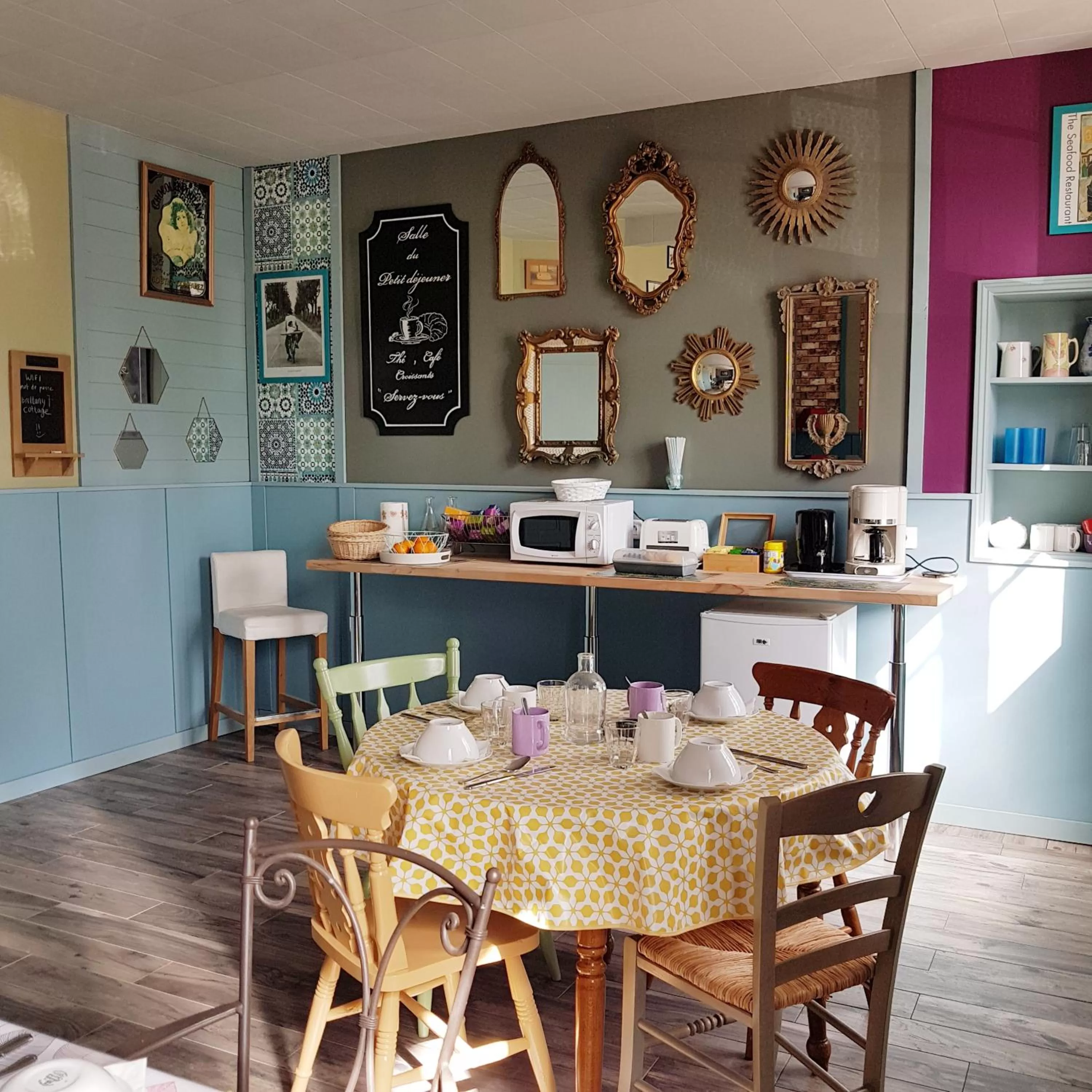 Dining area in Chambres Dhôtes Numéro 1