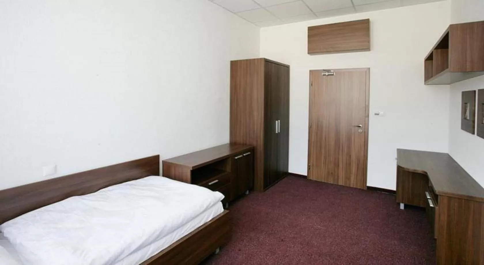 Photo of the whole room, Bed in Garni Hotel Branc
