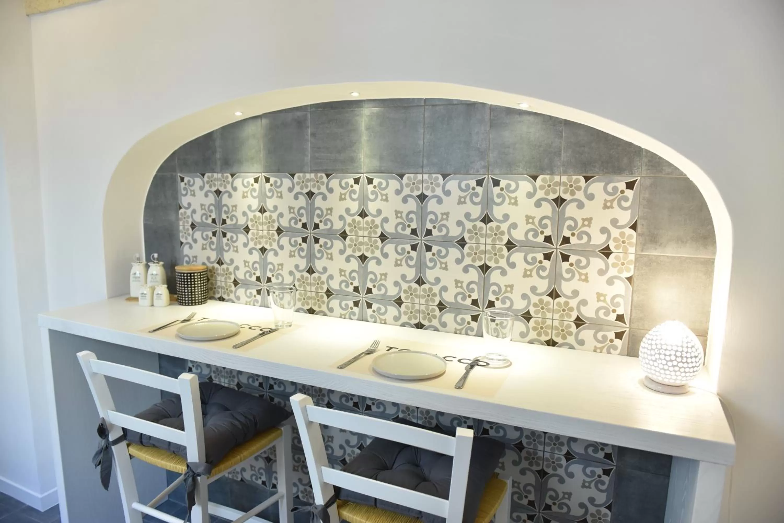 Kitchen or kitchenette in Tobacco Suite