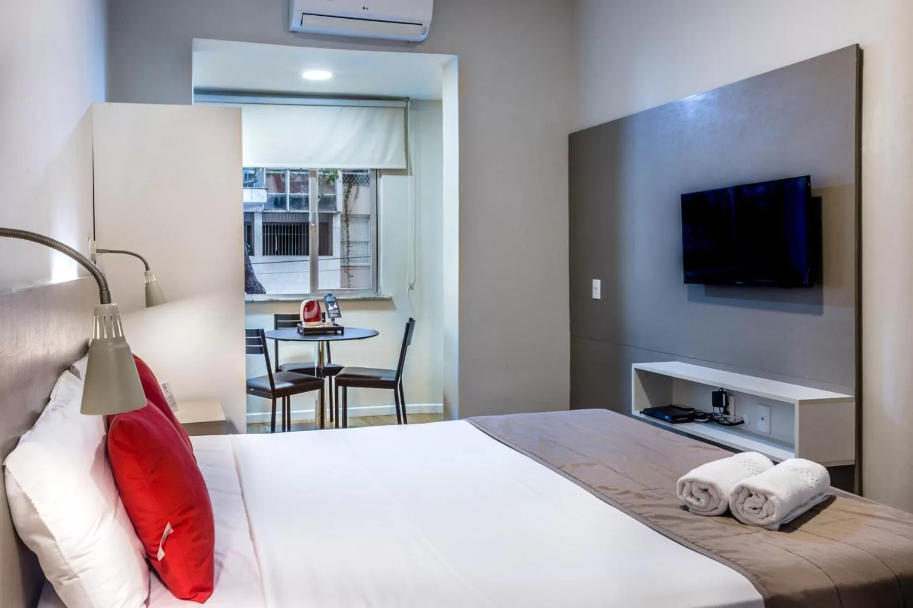 Bedroom, Bed in Injoy Lofts Ipanema