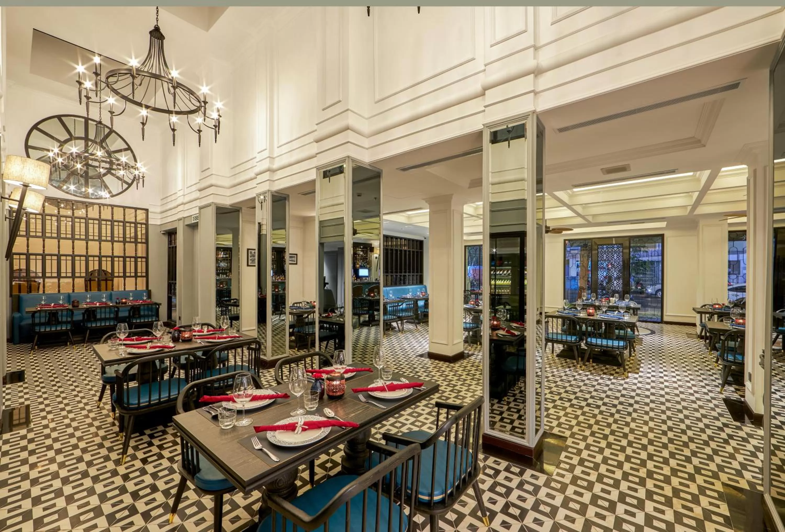 Restaurant/places to eat in Hotel DMelin