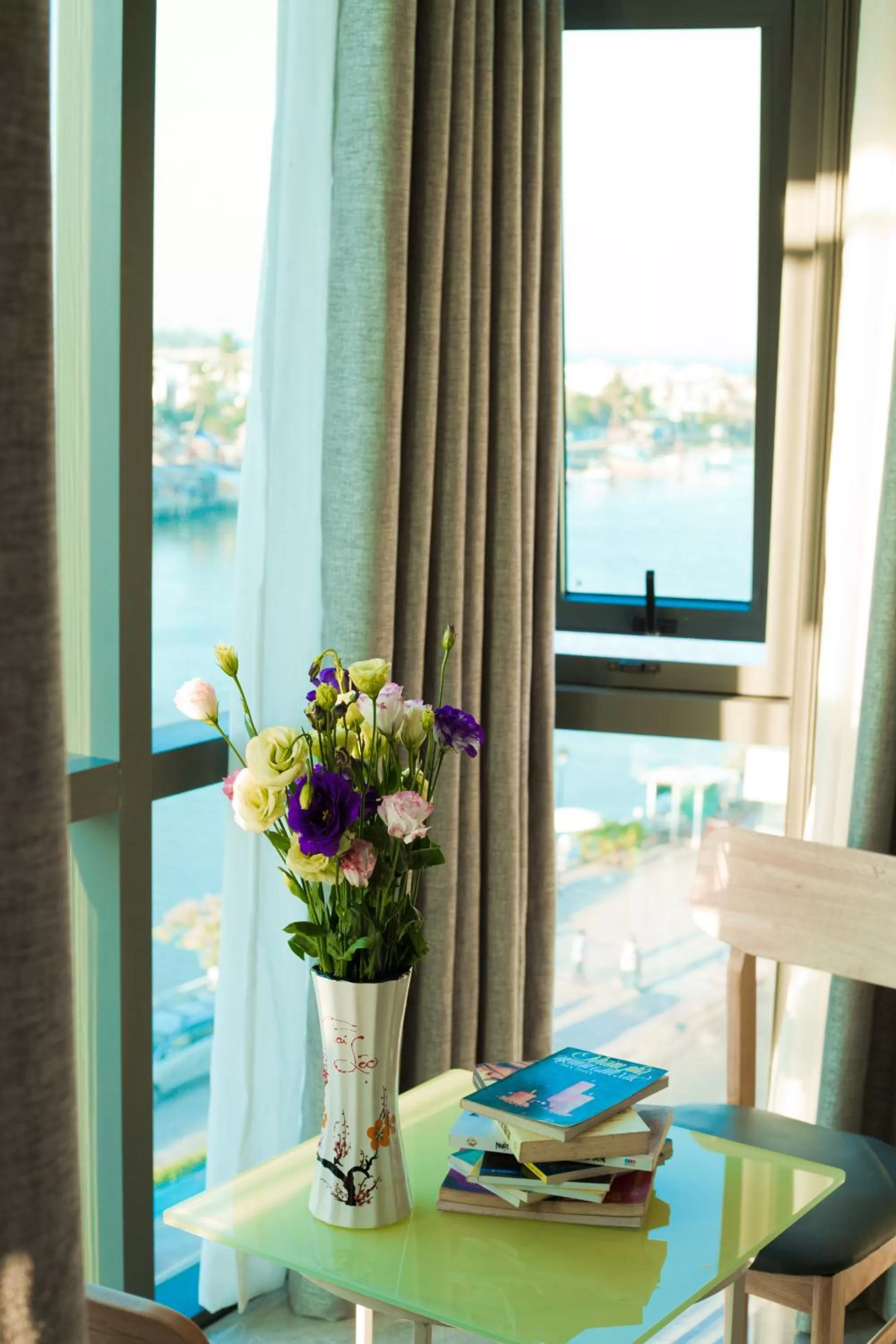 Moonlight Bay Hotel & Apartment